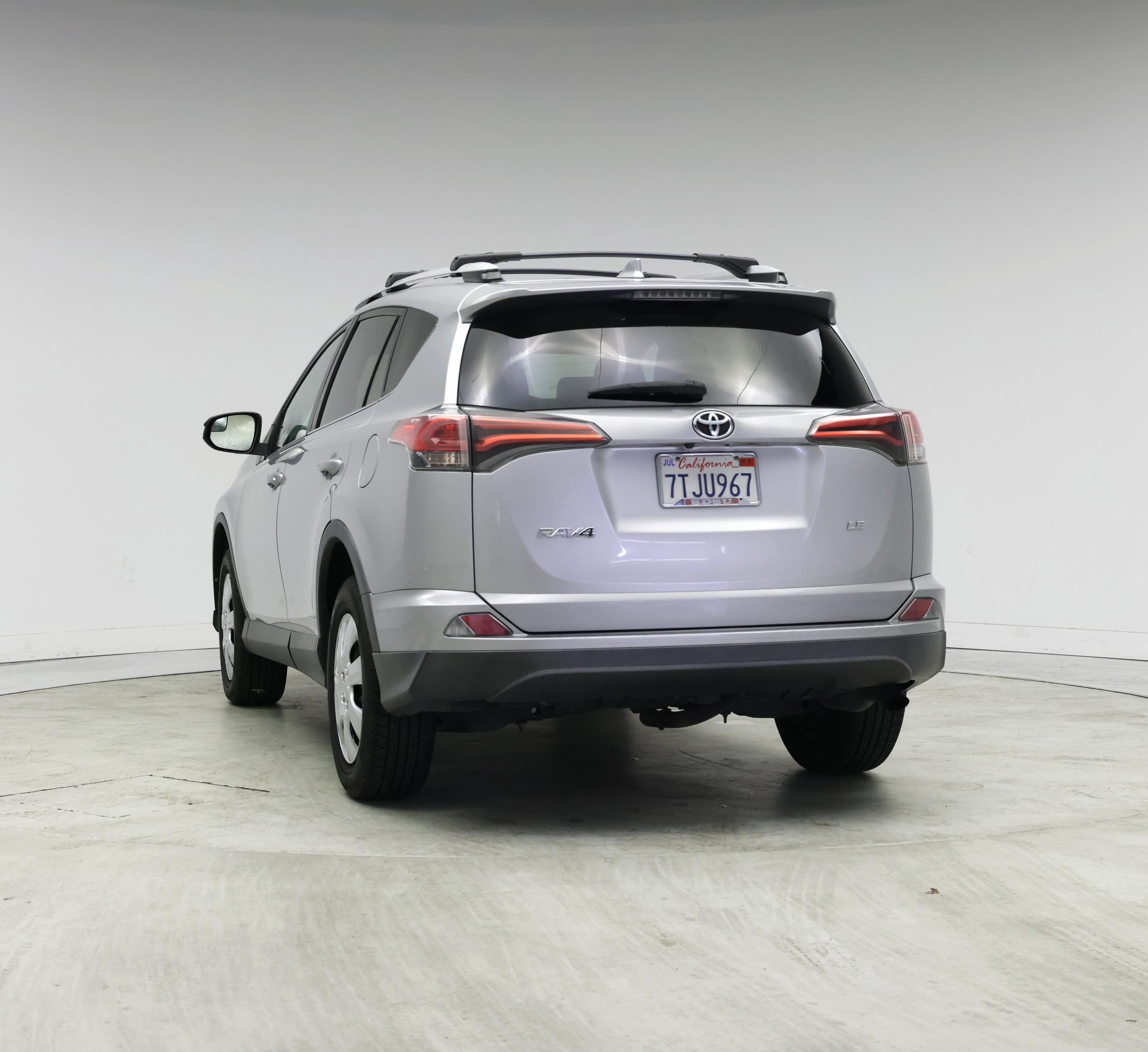 Thumbnail: 2016 Toyota RAV4 - 6
