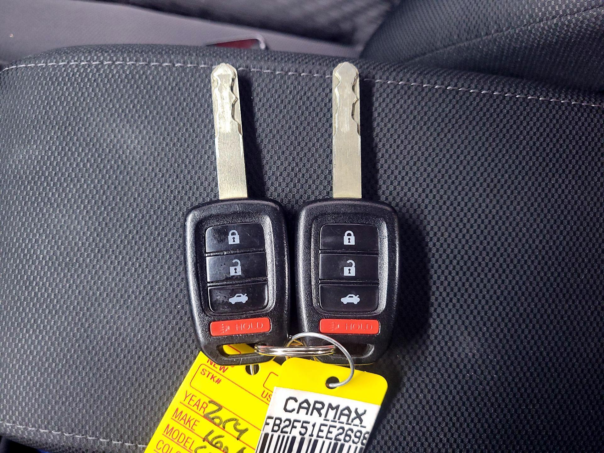 Thumbnail: 2014 Honda Civic - 20