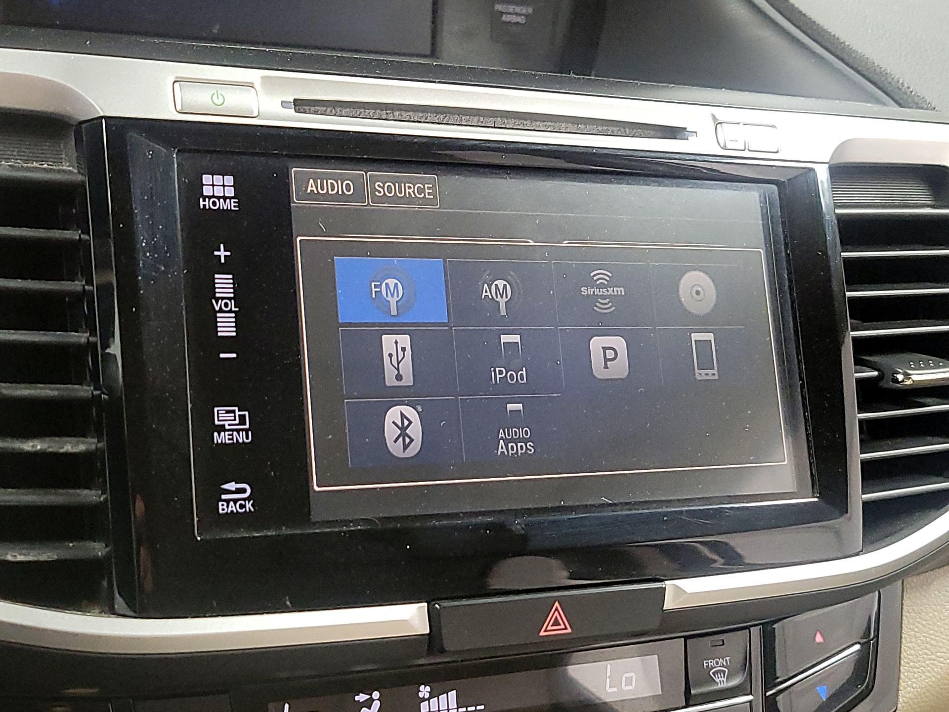 Thumbnail: 2016 Honda Accord - 14