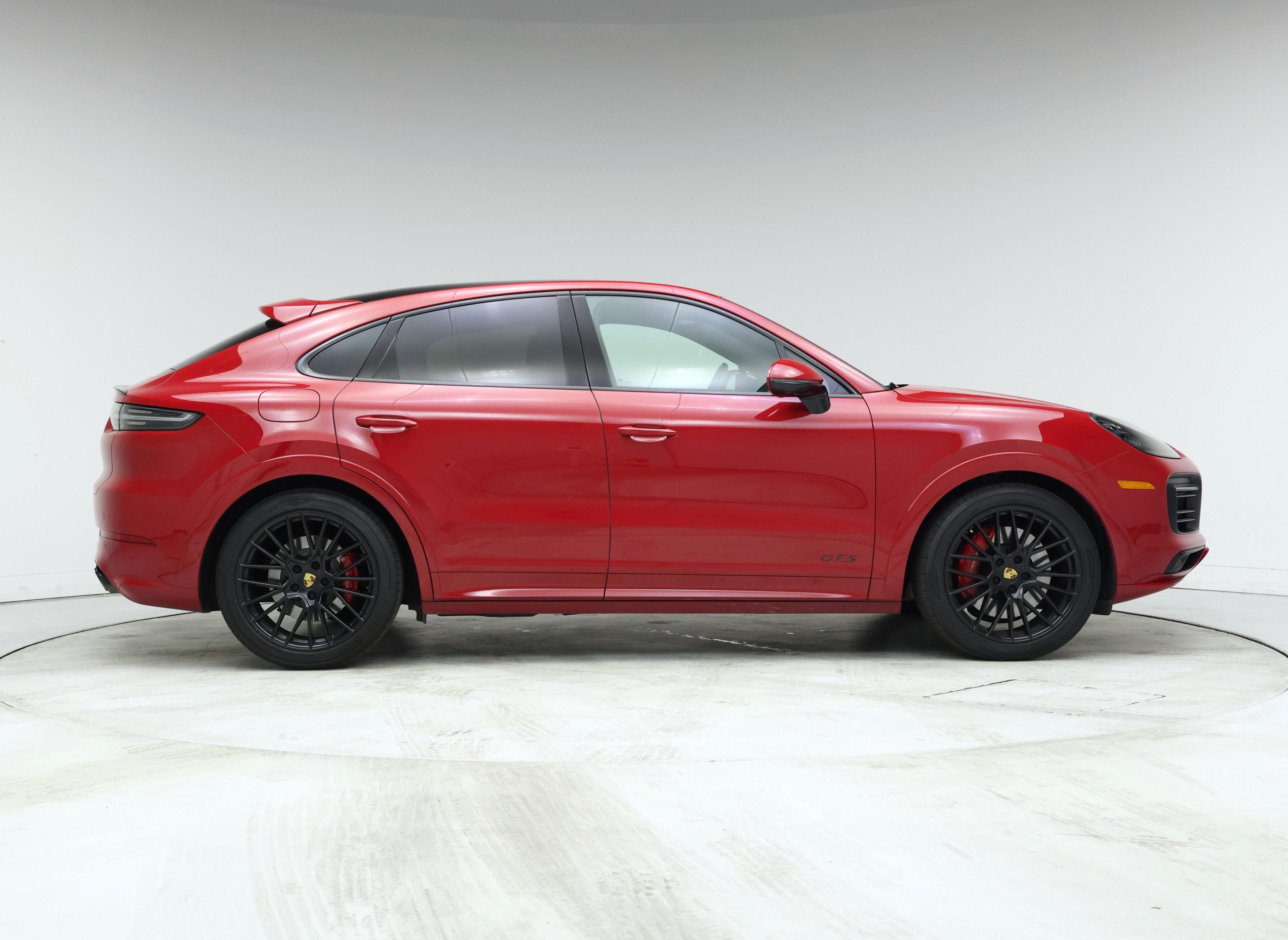 Thumbnail: 2021 Porsche Cayenne - 7
