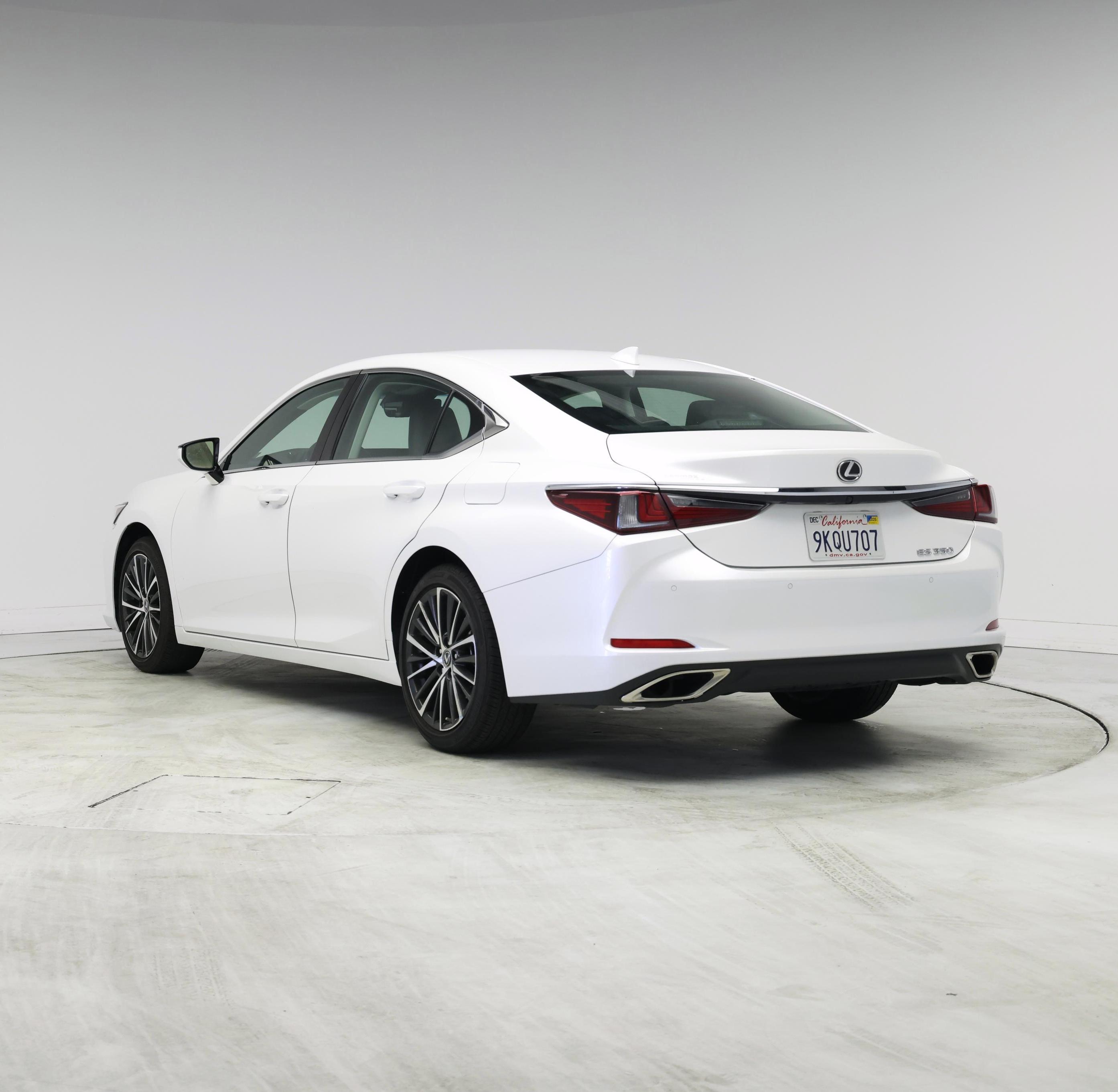 Thumbnail: 2024 Lexus ES - 2