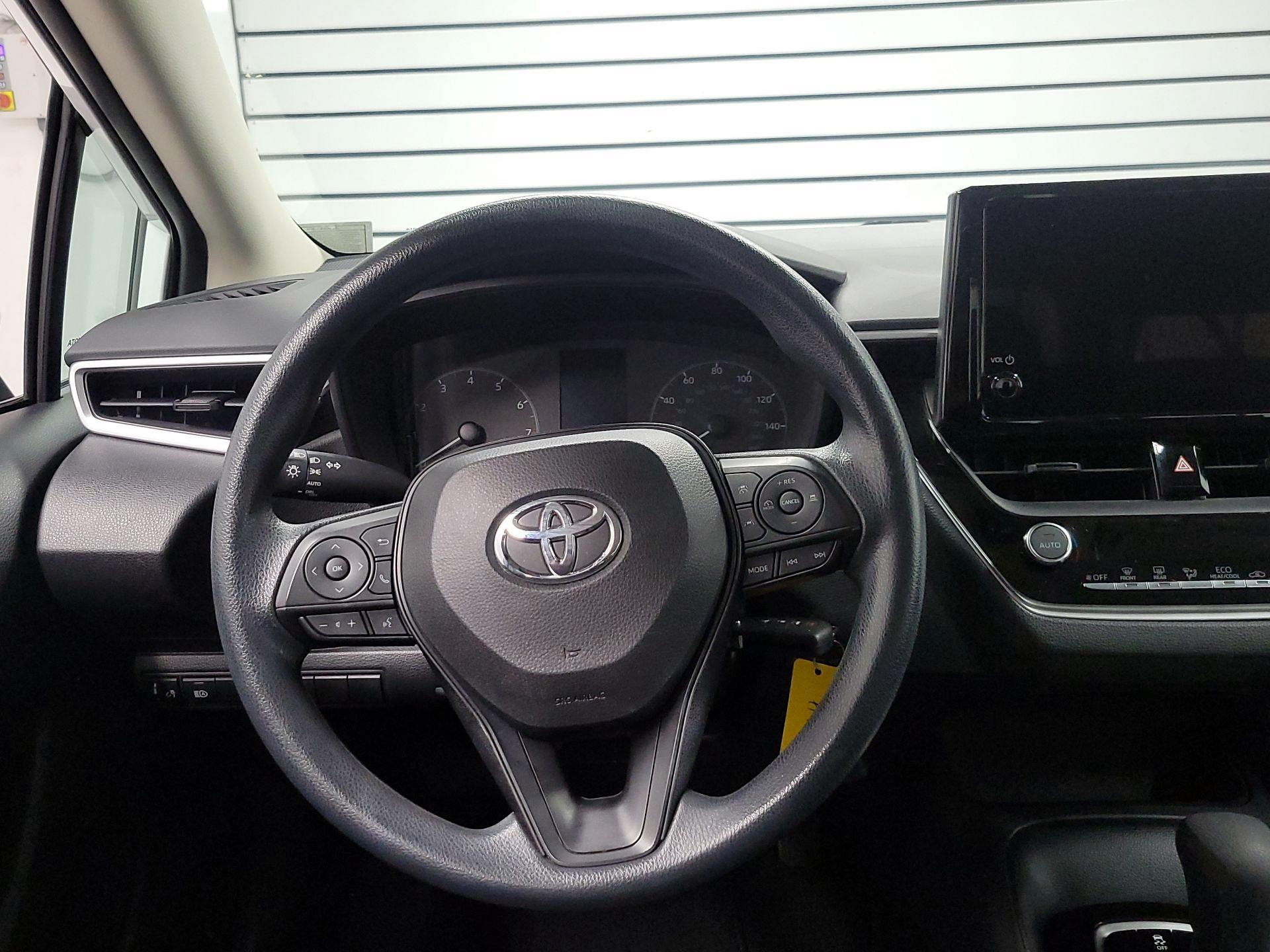 Thumbnail: 2023 Toyota Corolla - 10