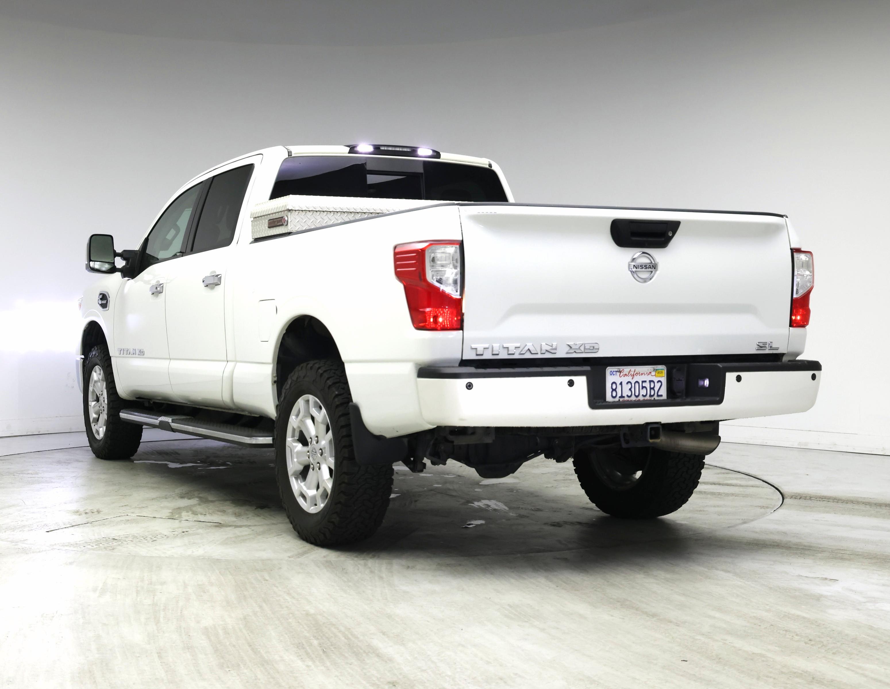 Thumbnail: 2016 Nissan Titan - 2