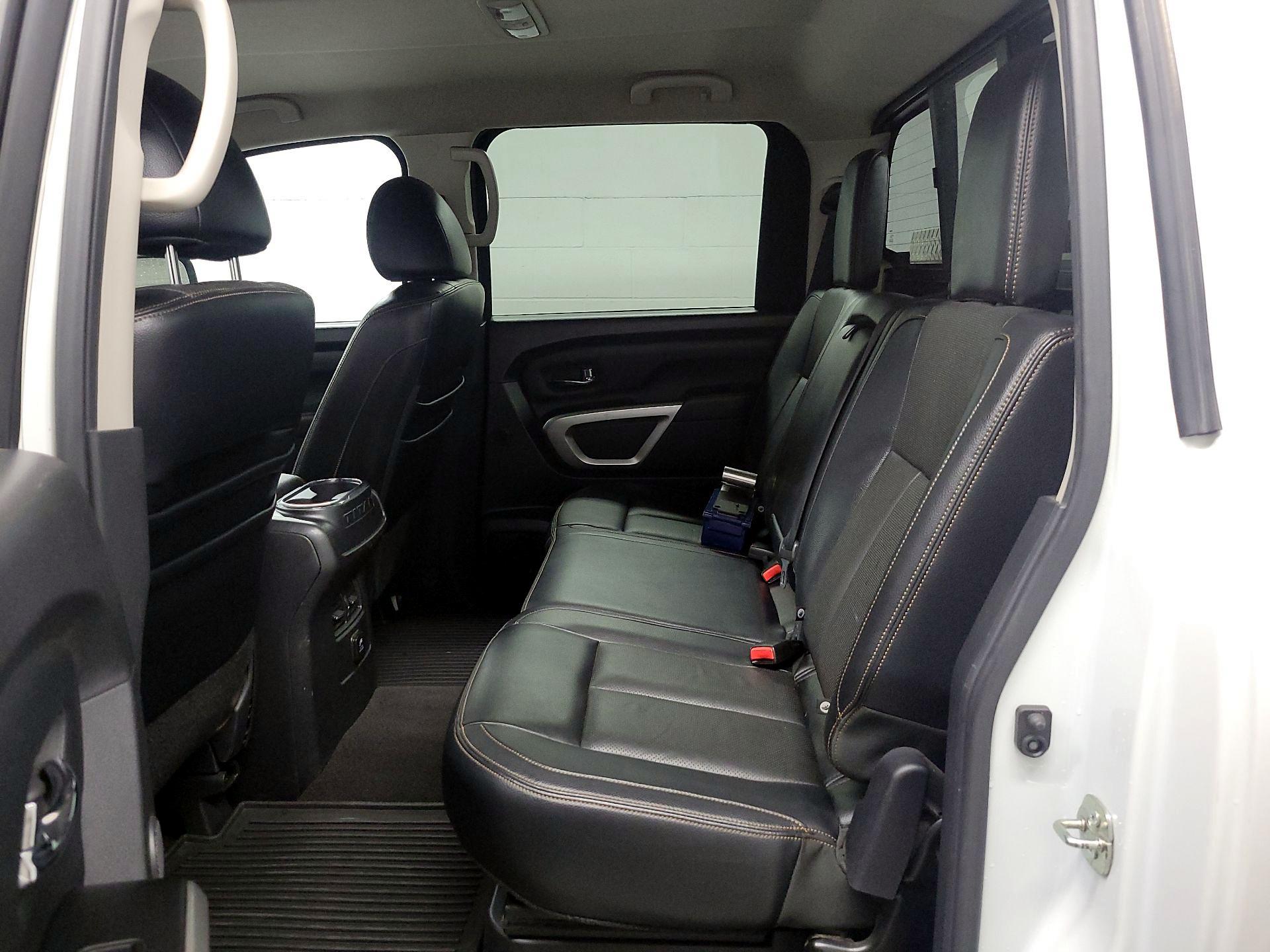 Thumbnail: 2016 Nissan Titan - 19