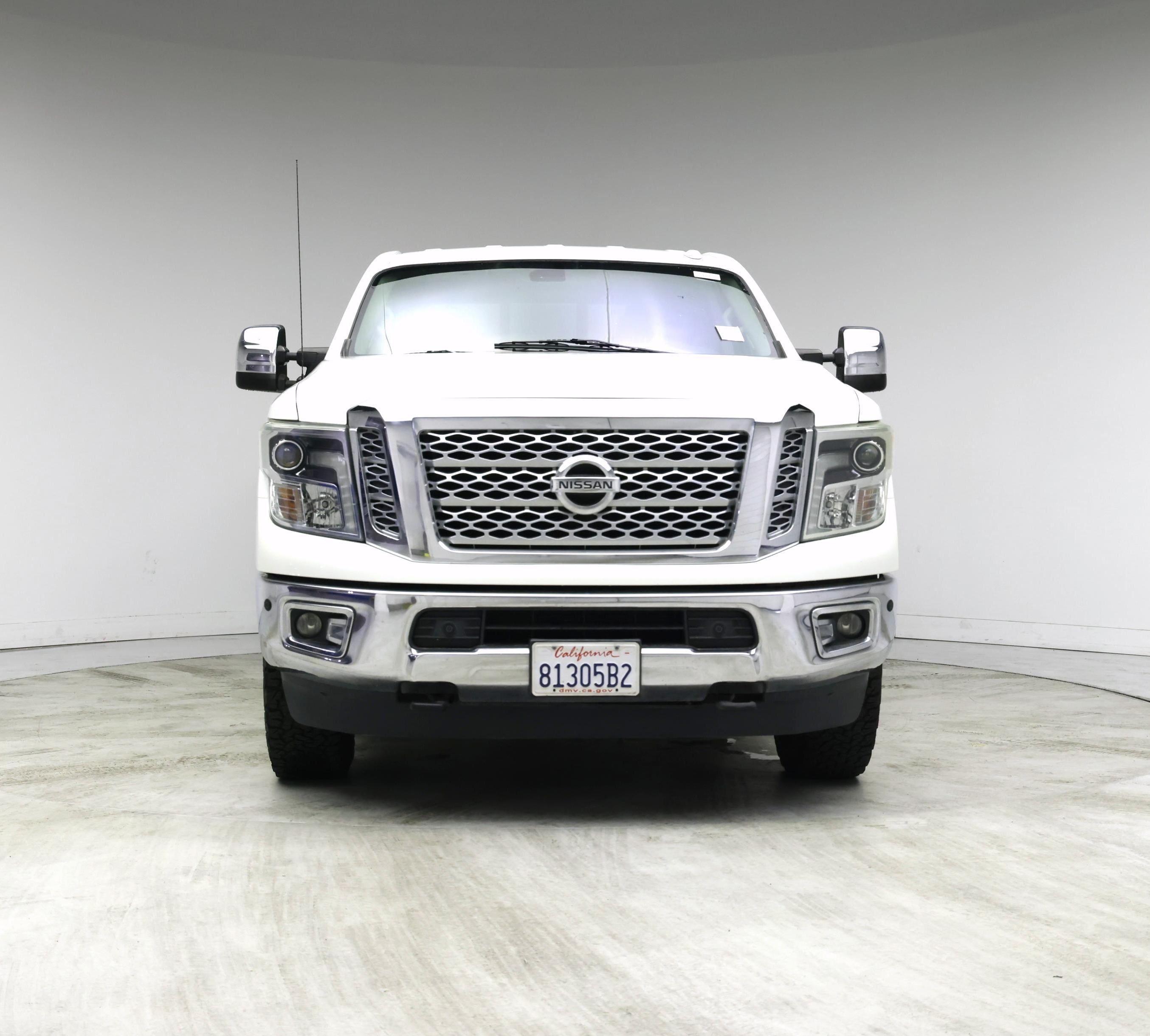 Thumbnail: 2016 Nissan Titan - 5