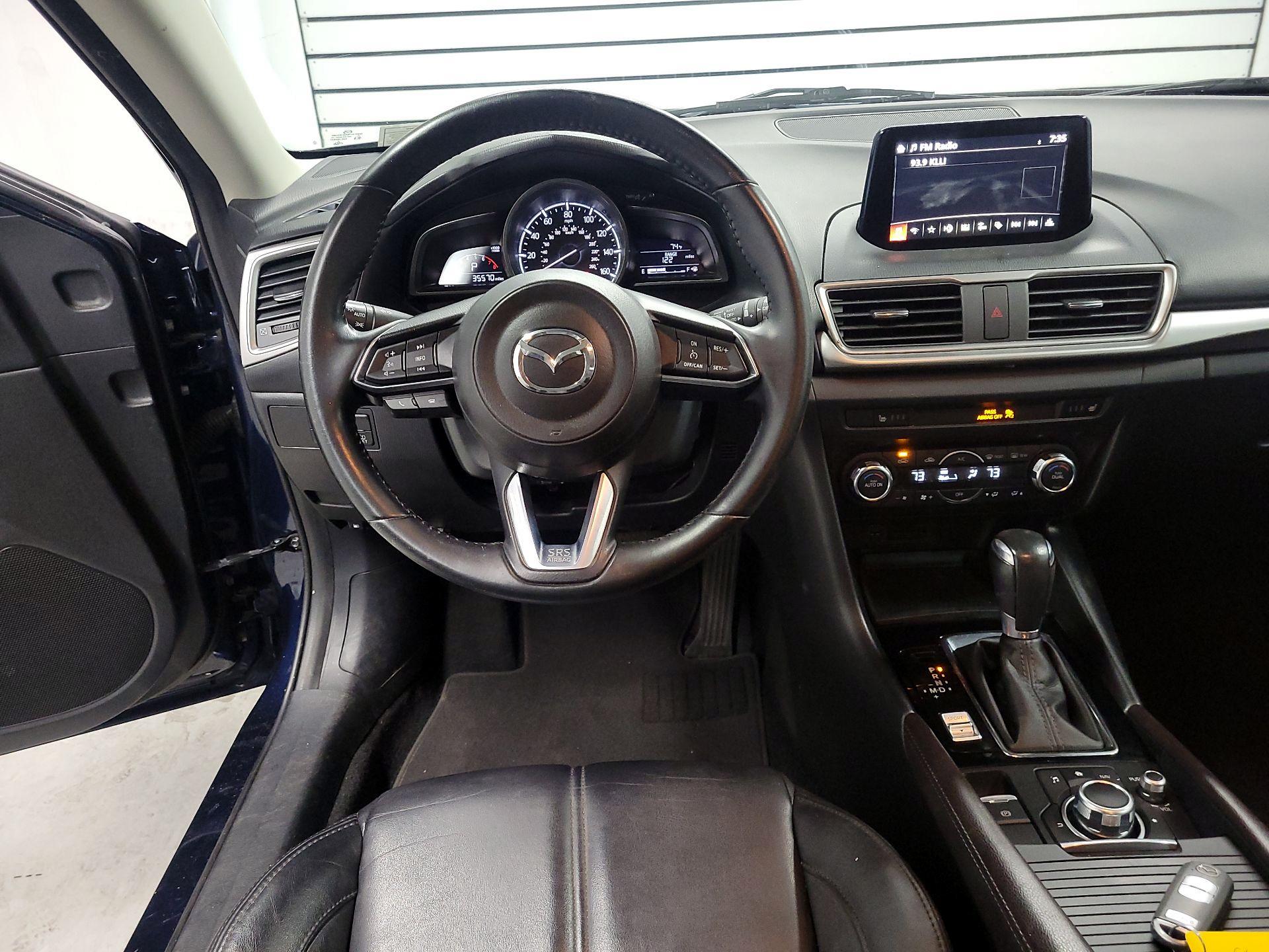 Thumbnail: 2018 Mazda Mazda3 - 10