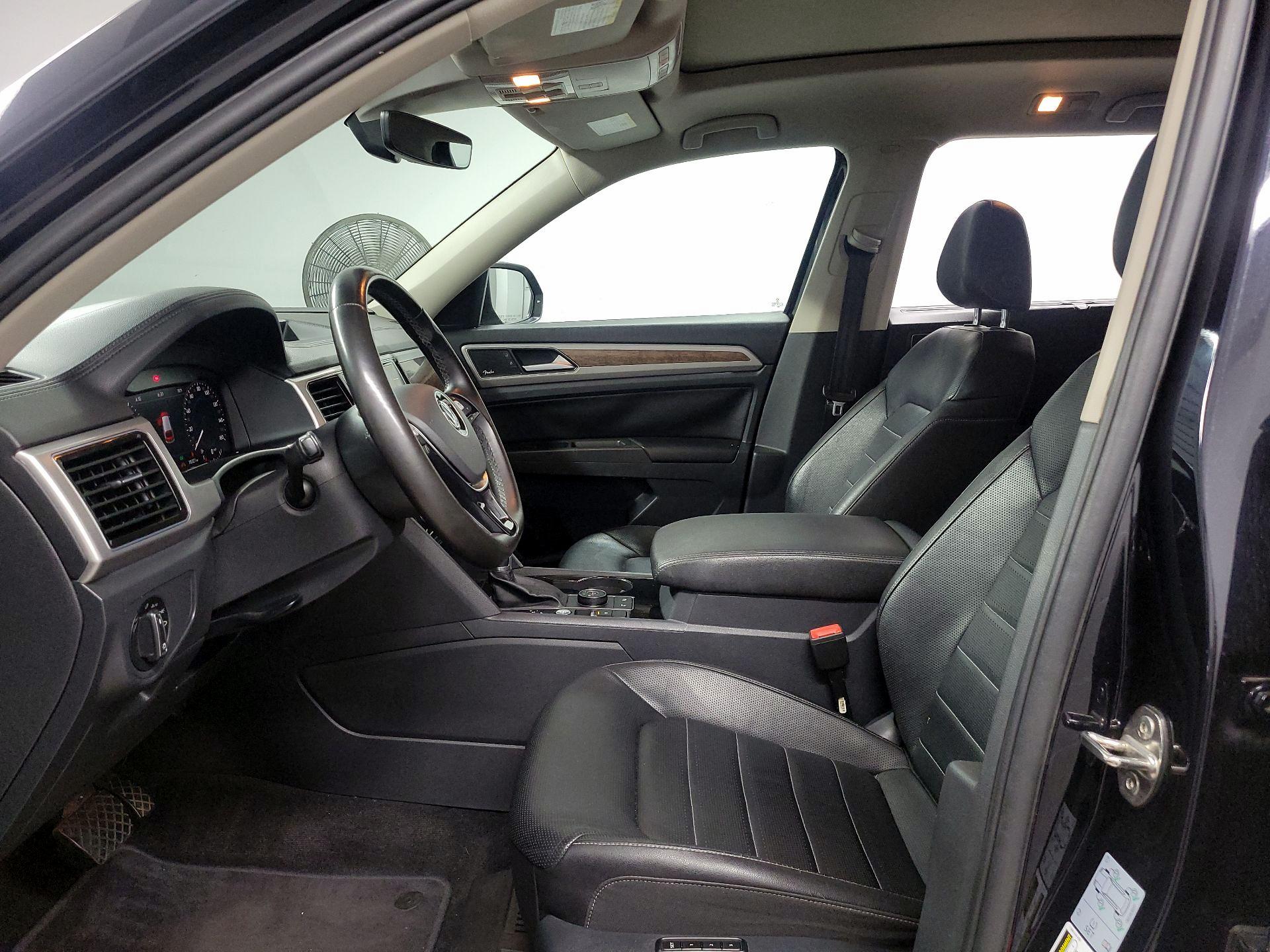 Thumbnail: 2018 Volkswagen Atlas - 11