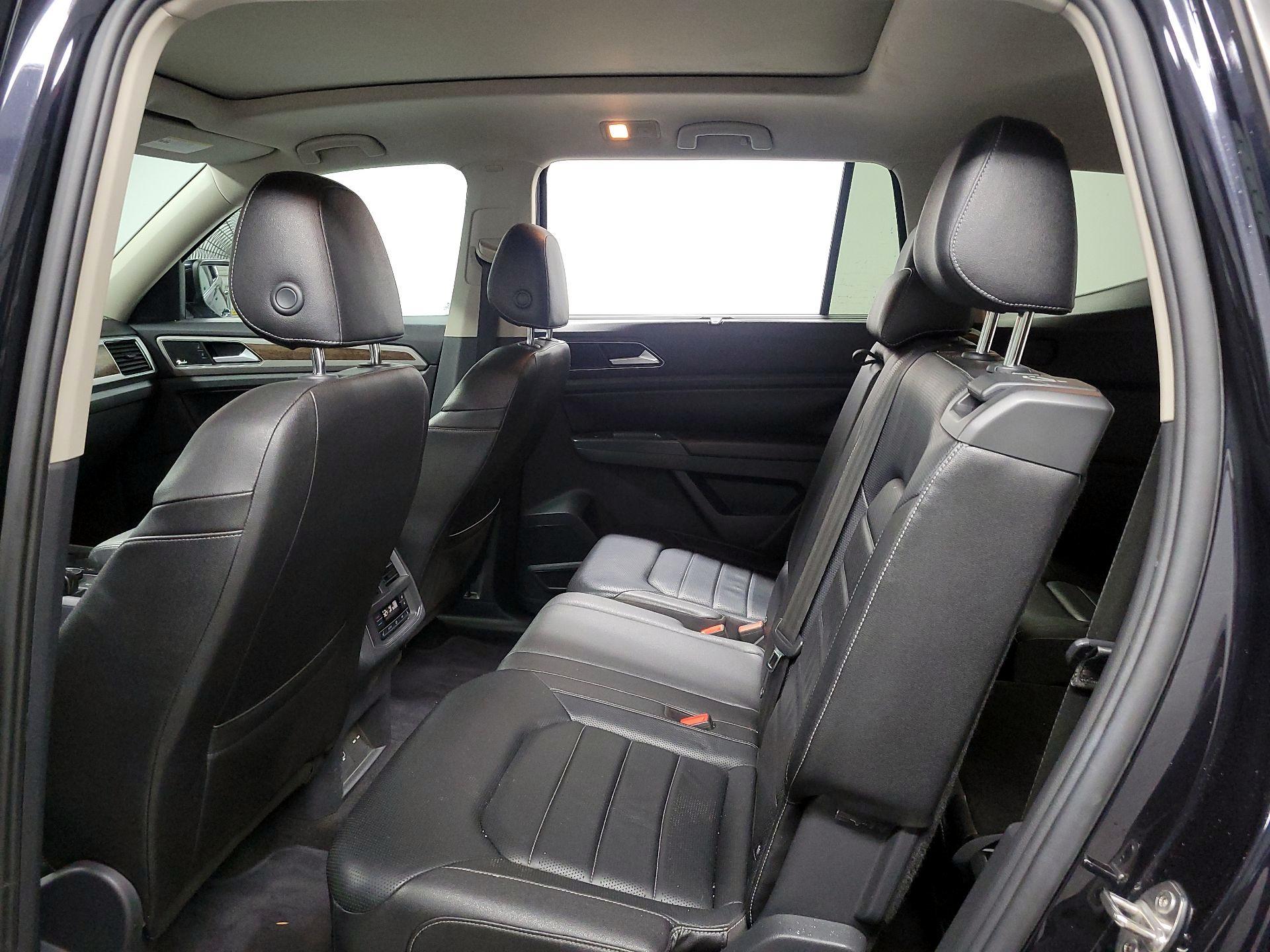 Thumbnail: 2018 Volkswagen Atlas - 17