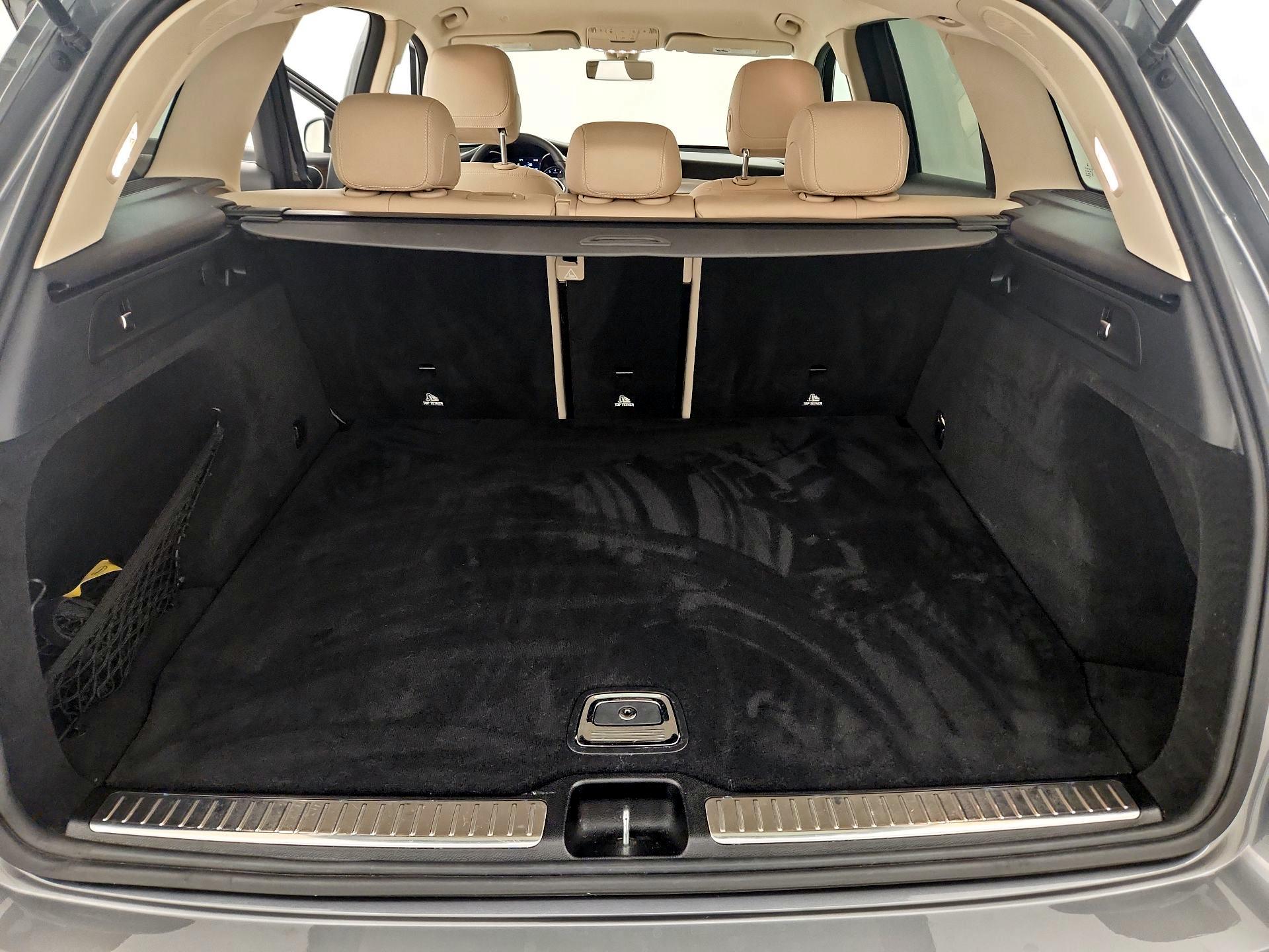 Thumbnail: 2020 Mercedes-Benz GLC - 20