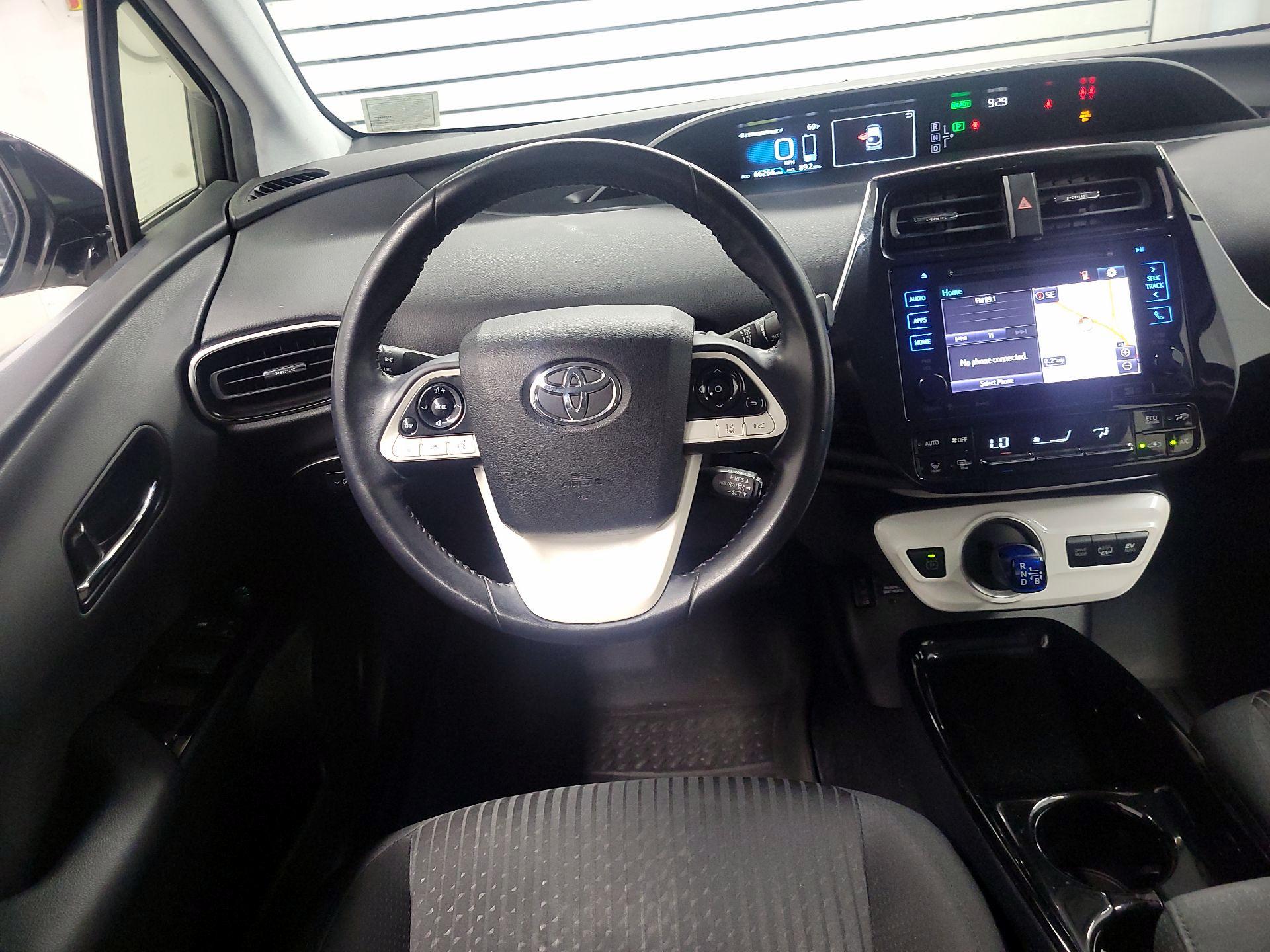 Thumbnail: 2019 Toyota Prius Prime - 10
