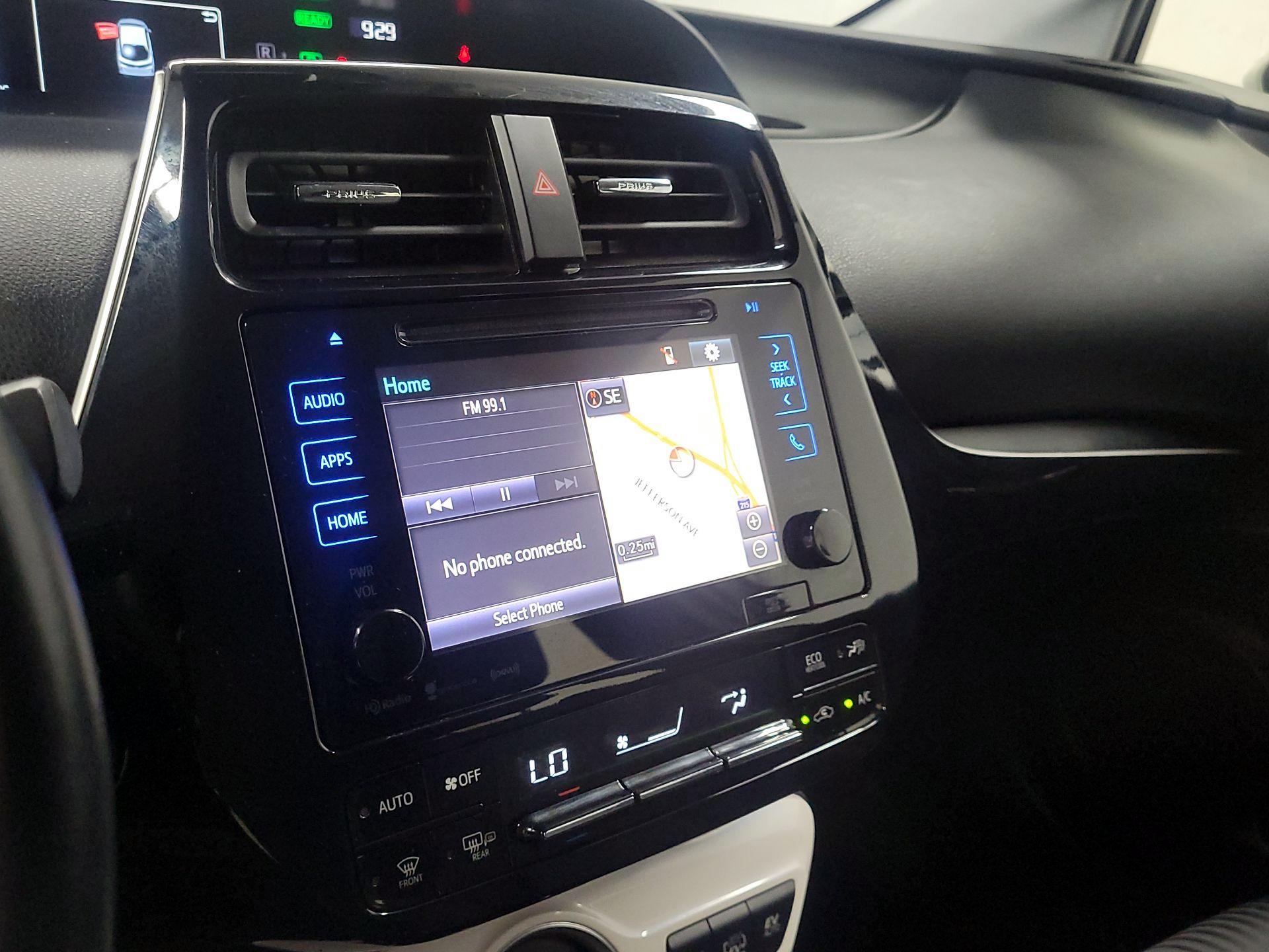 Thumbnail: 2019 Toyota Prius Prime - 14