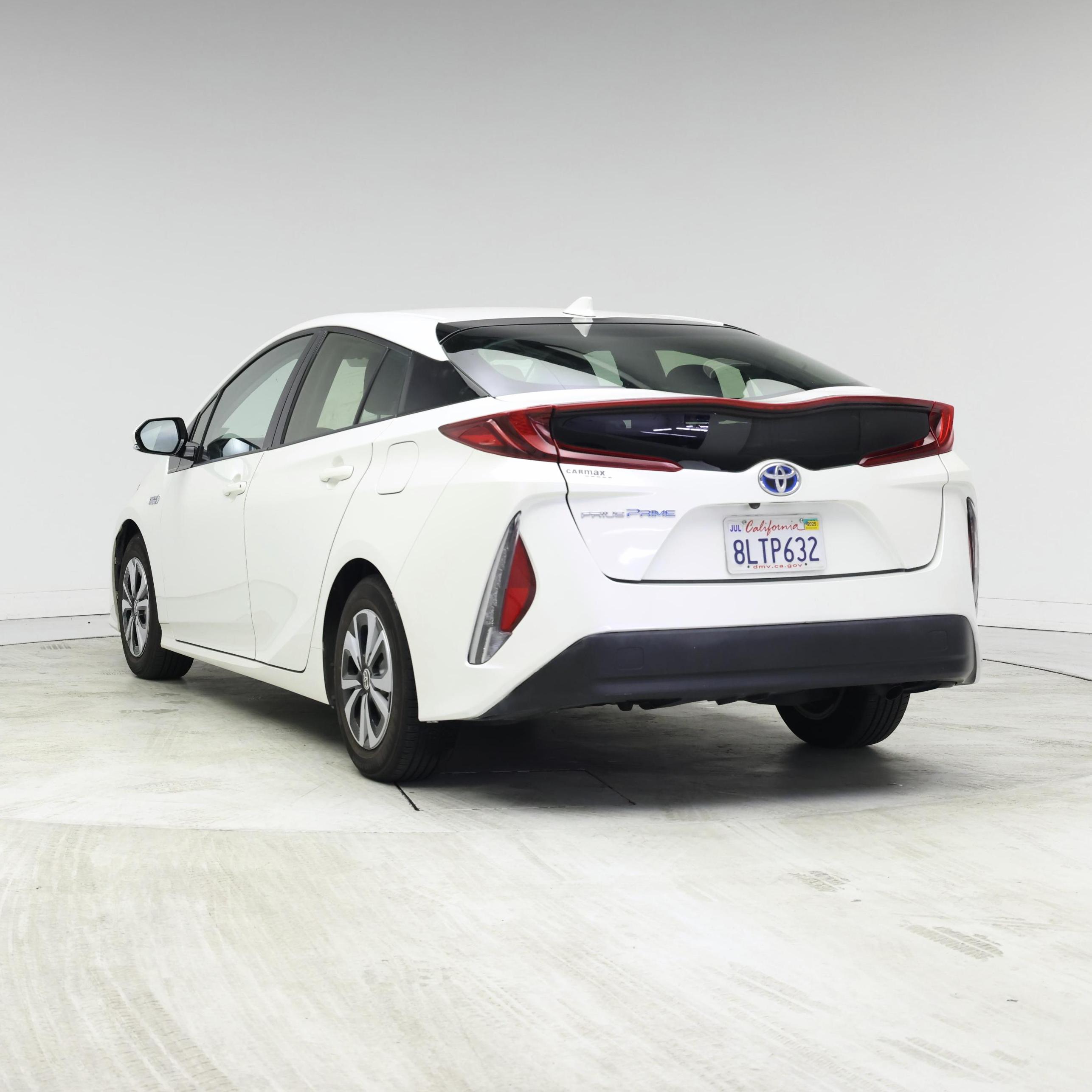Thumbnail: 2019 Toyota Prius Prime - 2