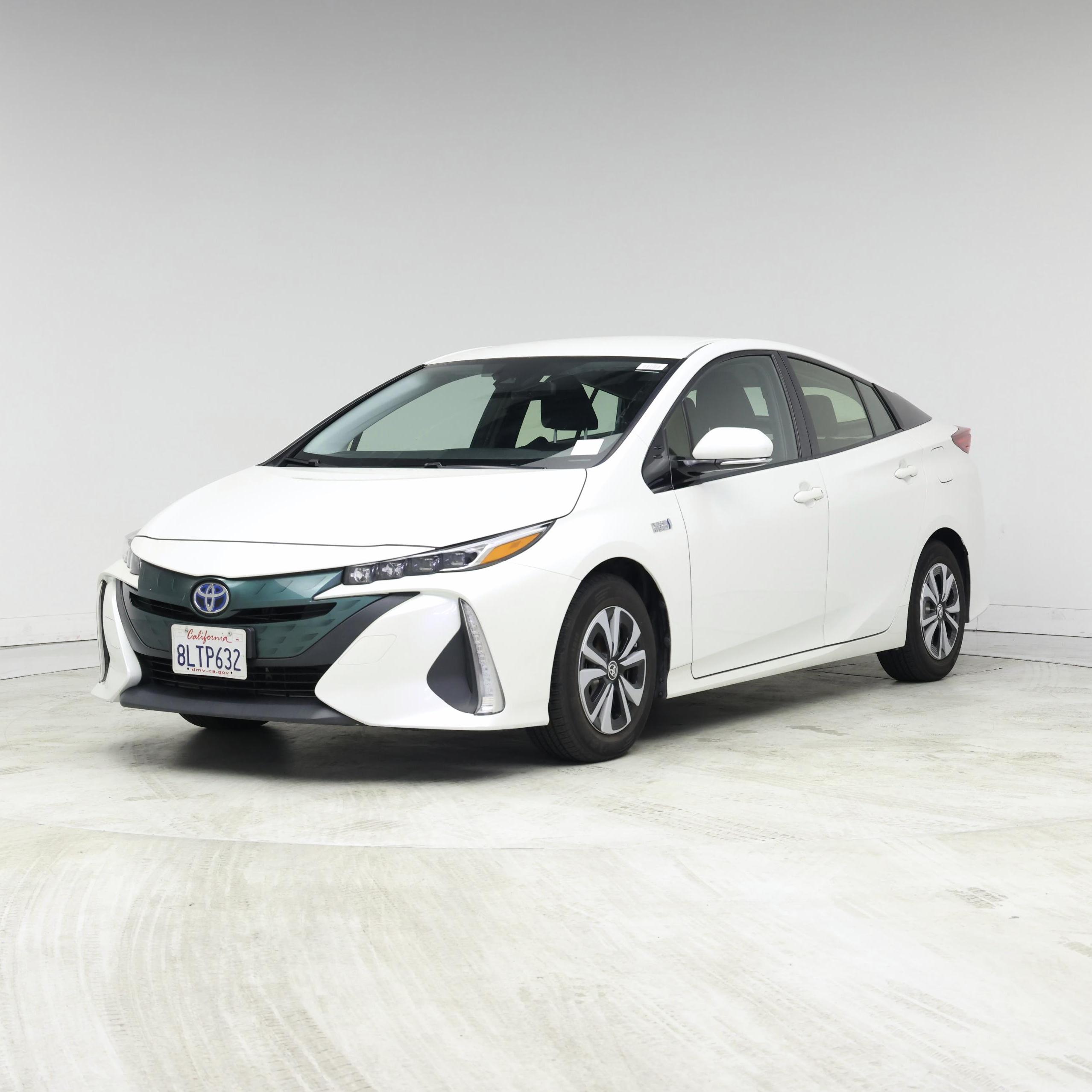 Thumbnail: 2019 Toyota Prius Prime - 4