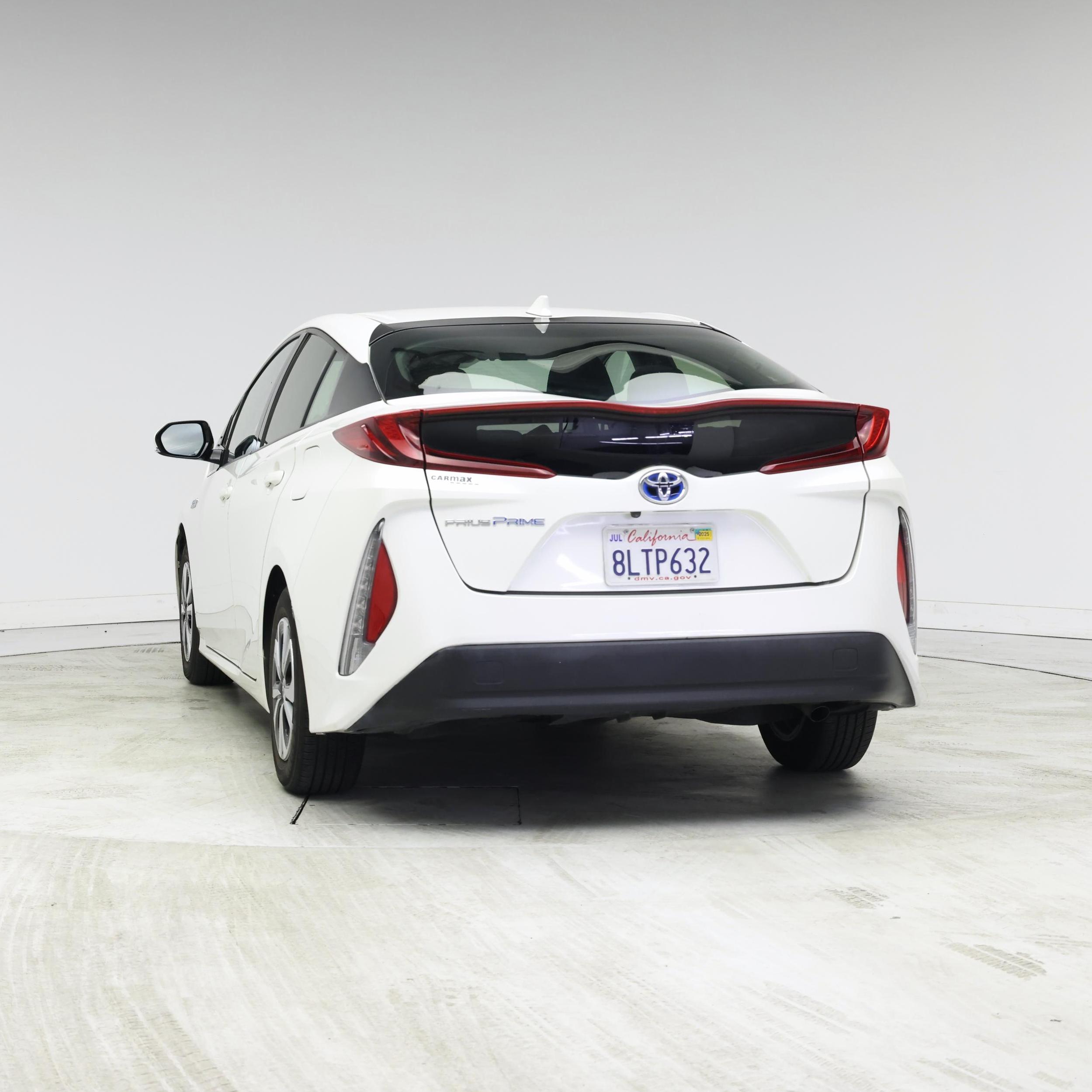 Thumbnail: 2019 Toyota Prius Prime - 6