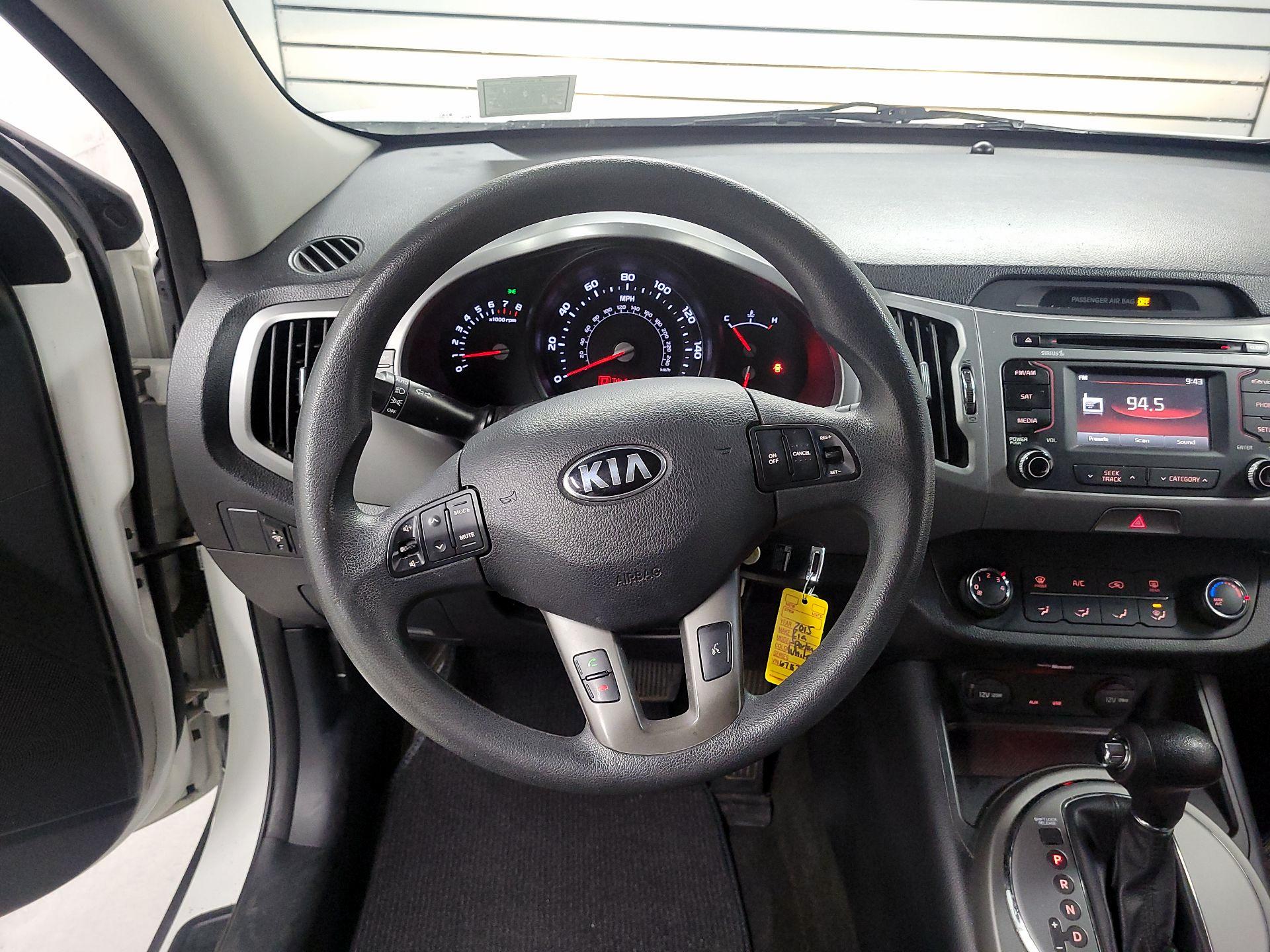 Thumbnail: 2015 Kia Sportage - 10