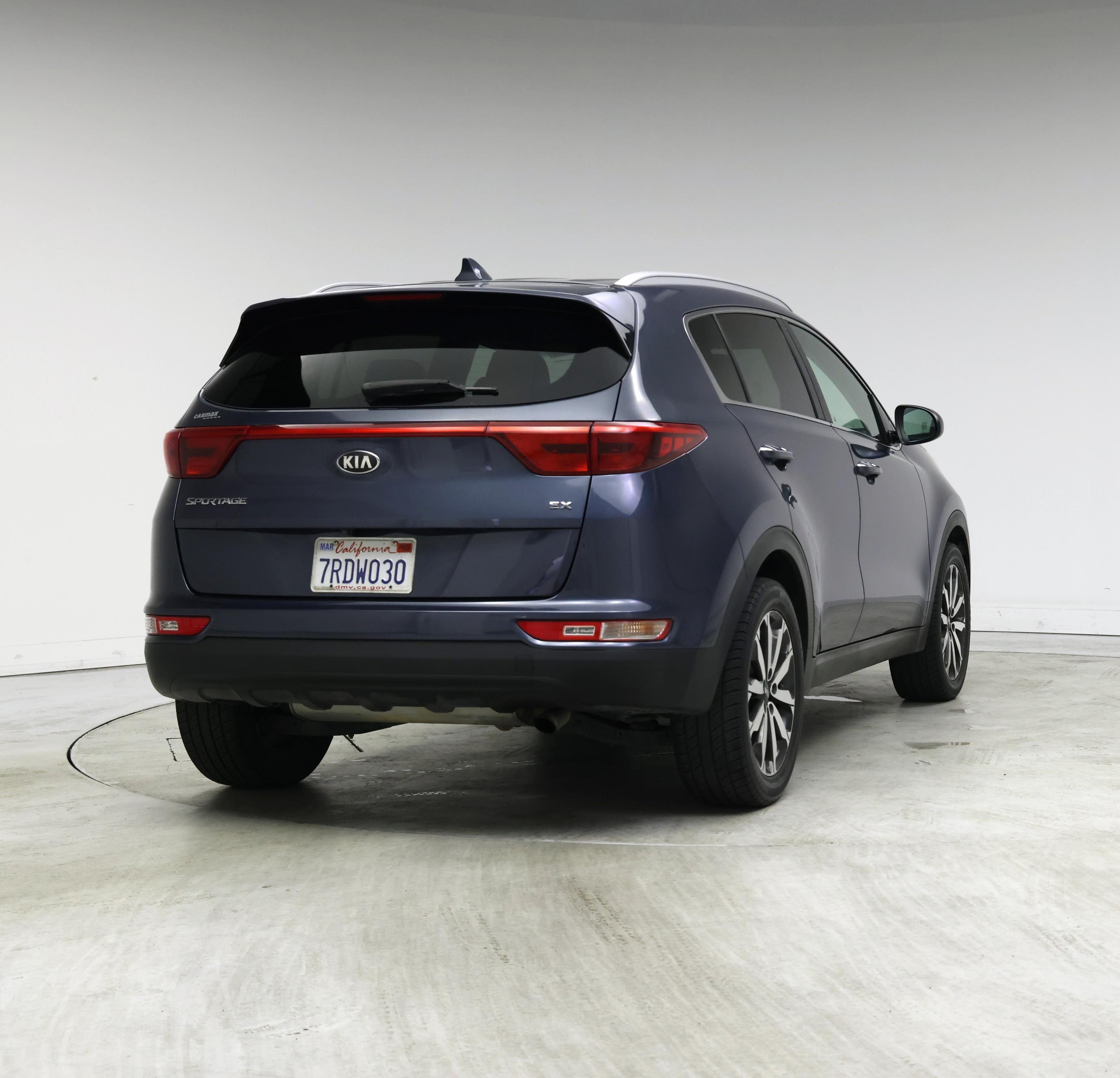 Thumbnail: 2017 Kia Sportage - 8