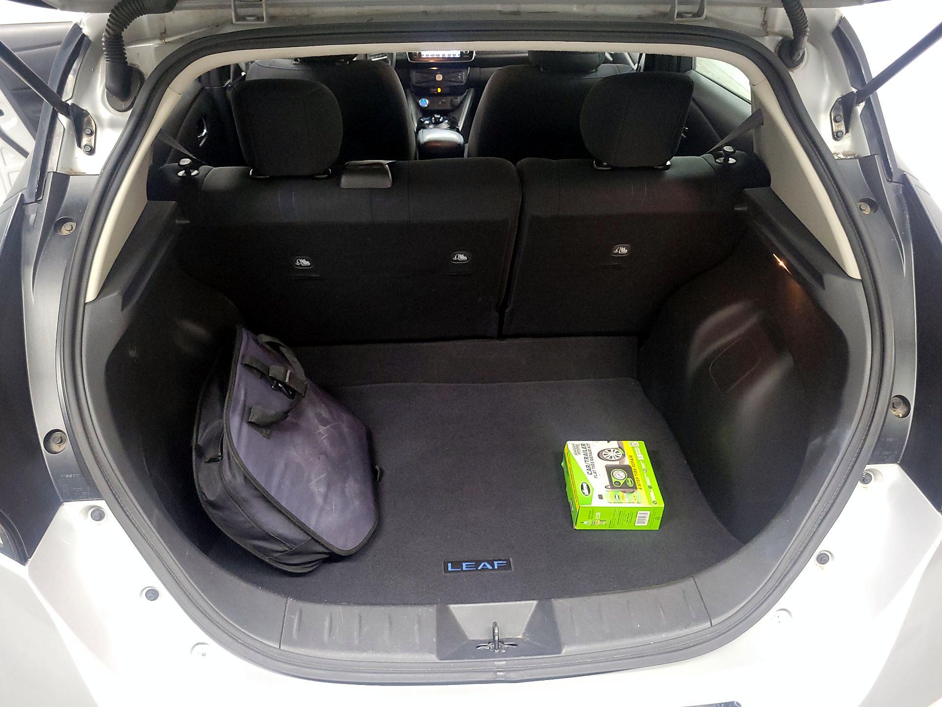 Thumbnail: 2018 Nissan Leaf - 19