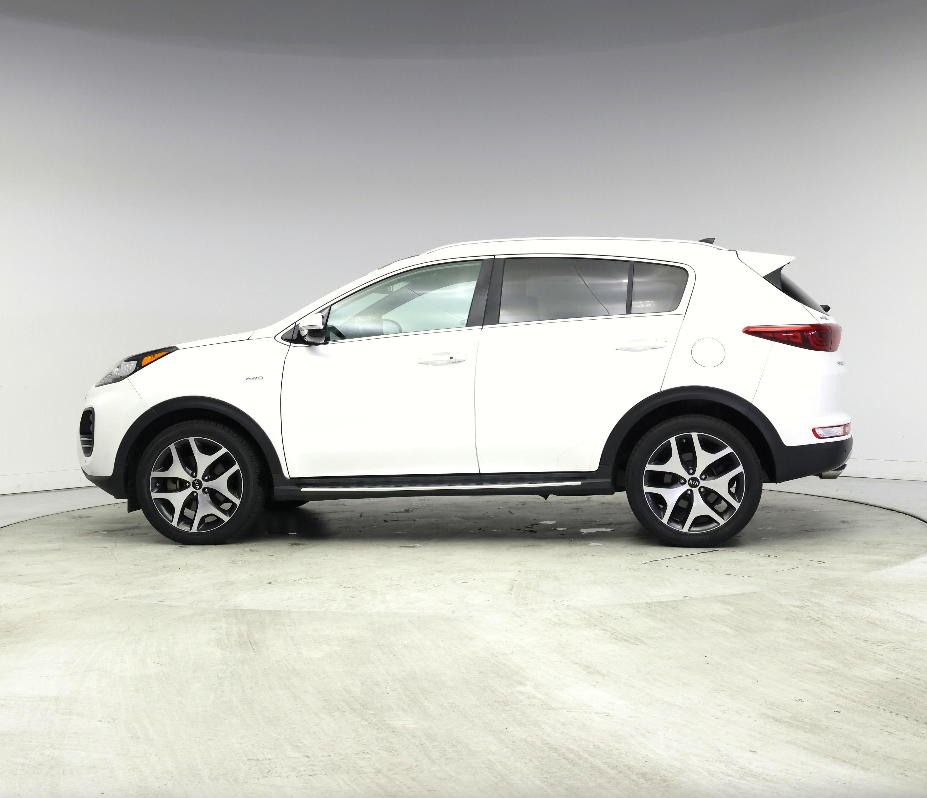 Thumbnail: 2017 Kia Sportage - 3