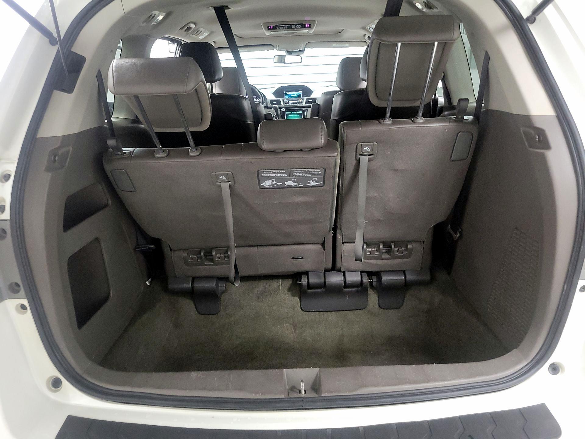 Thumbnail: 2015 Honda Odyssey - 18