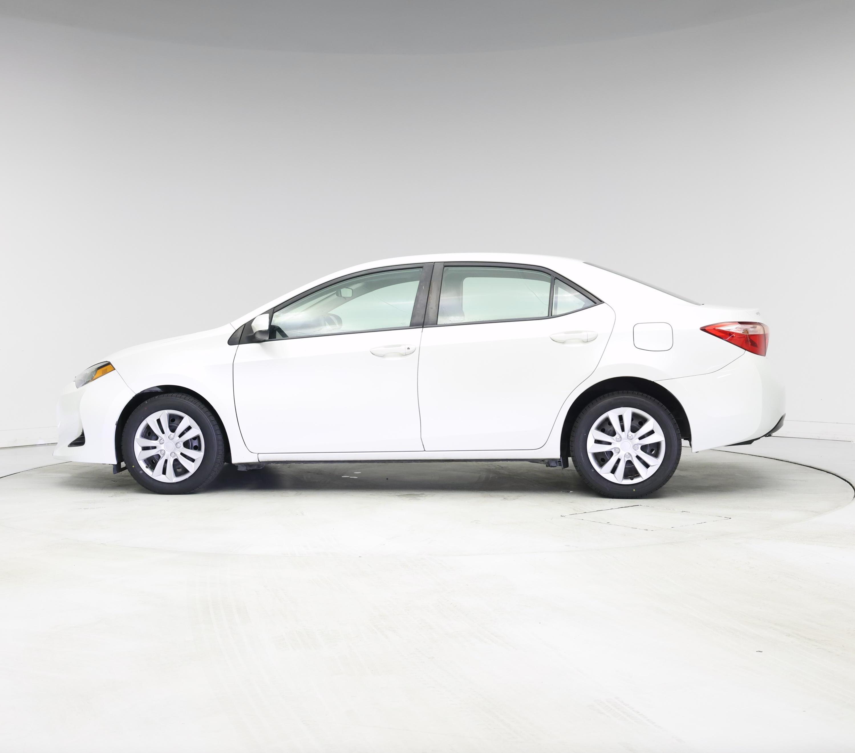 Thumbnail: 2019 Toyota Corolla - 3
