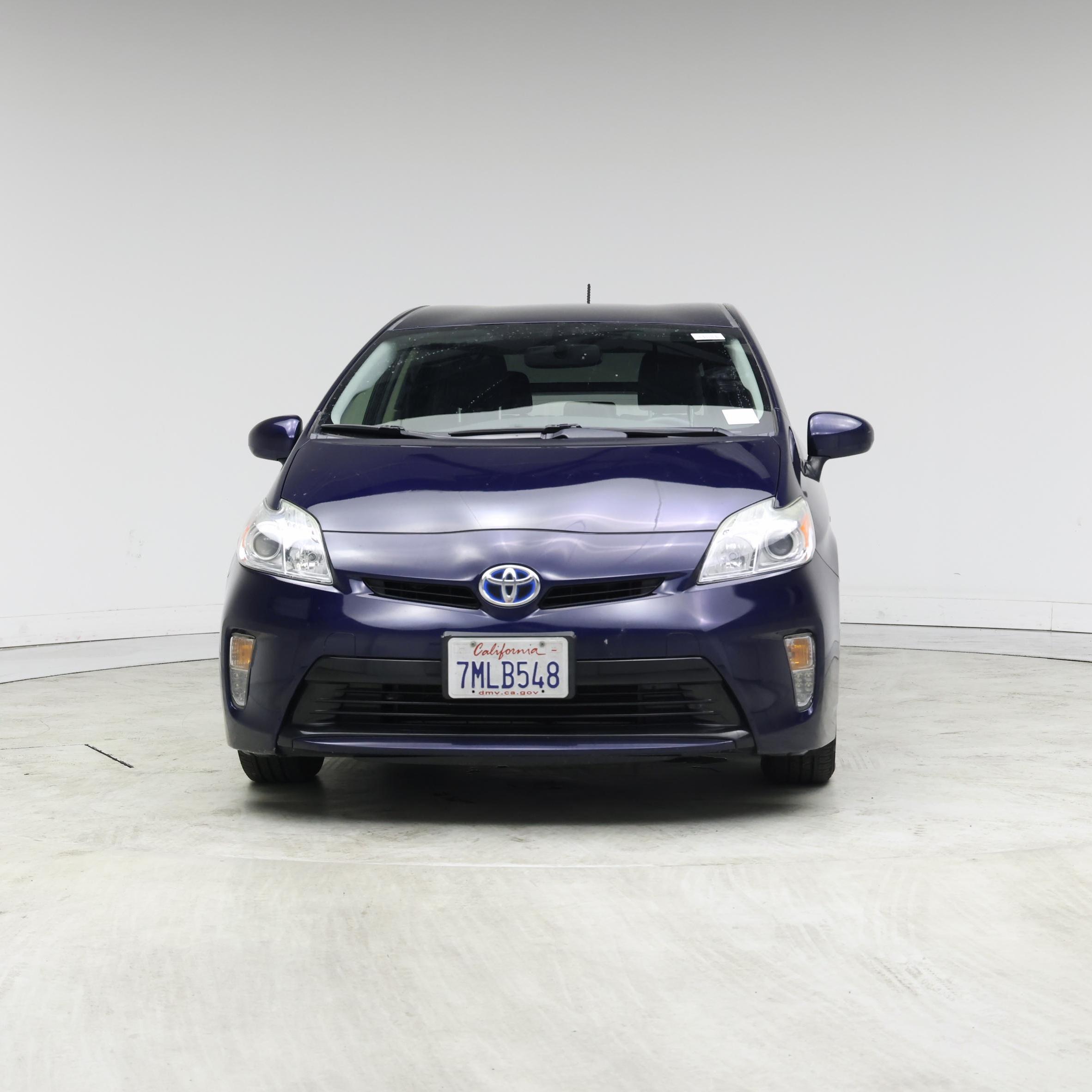 Thumbnail: 2015 Toyota Prius - 5
