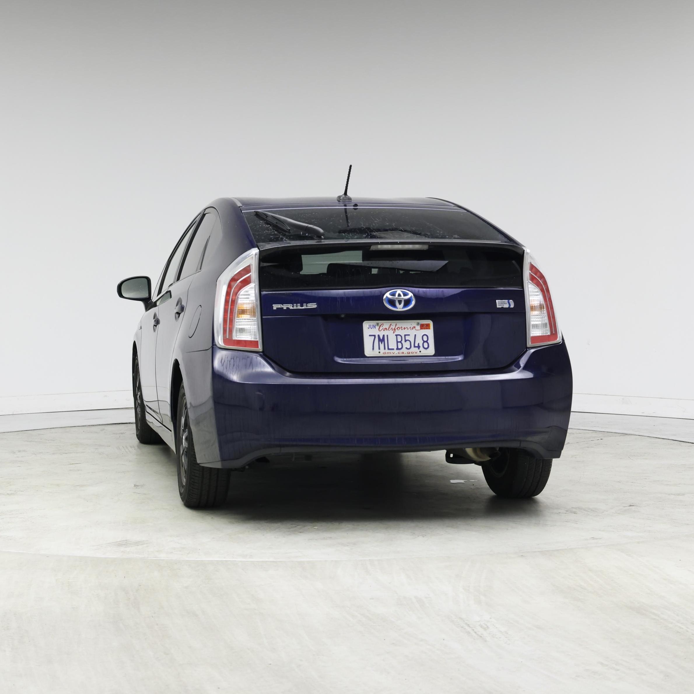 Thumbnail: 2015 Toyota Prius - 6