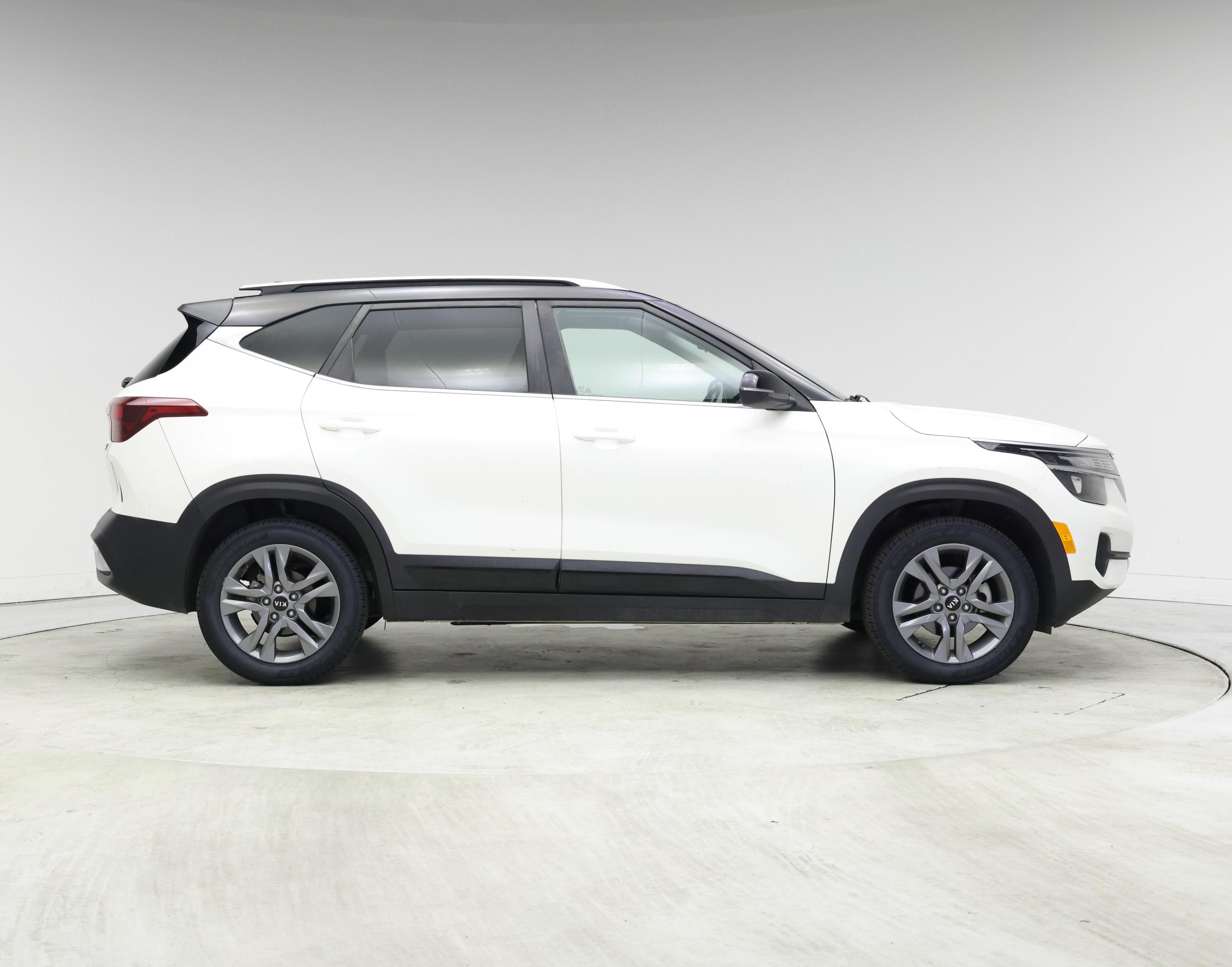 Thumbnail: 2021 Kia Seltos - 7