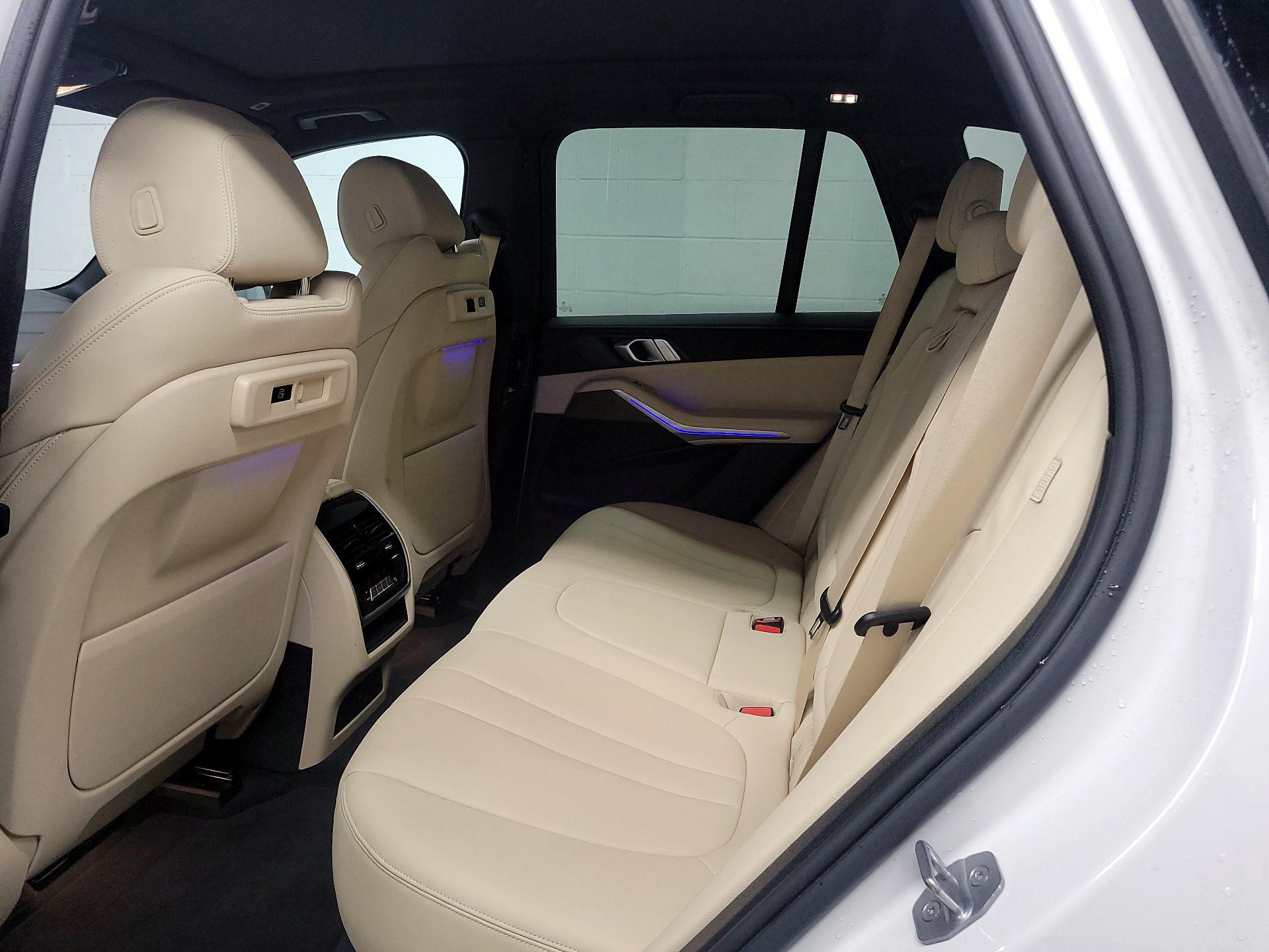 Thumbnail: 2020 BMW X5 - 17