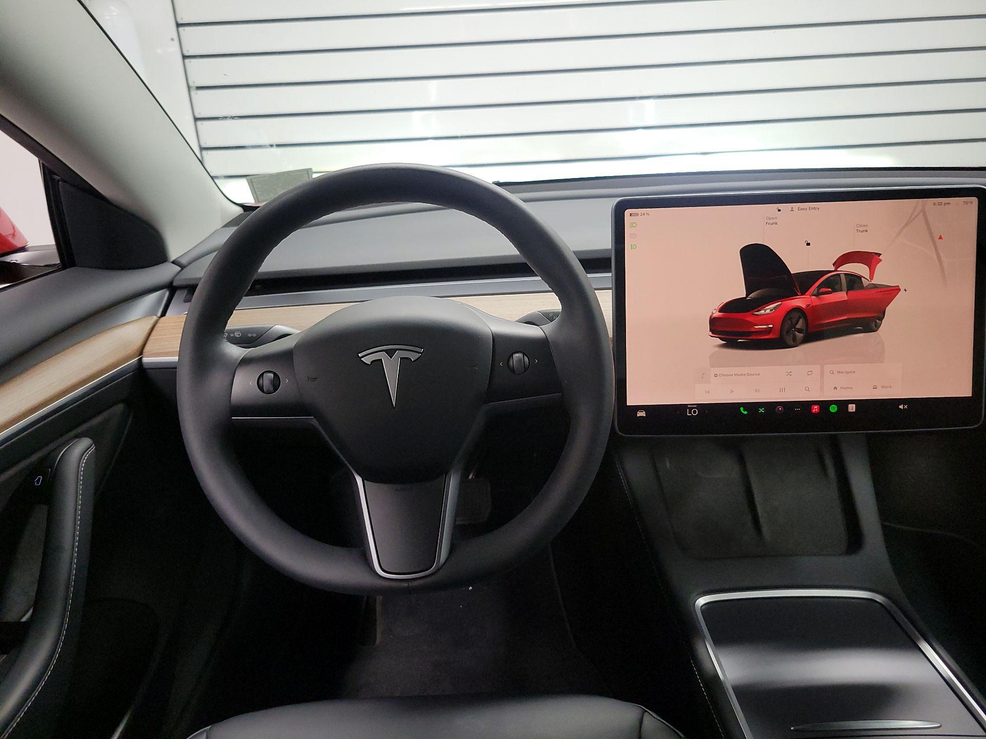 Thumbnail: 2023 Tesla Model 3 - 10