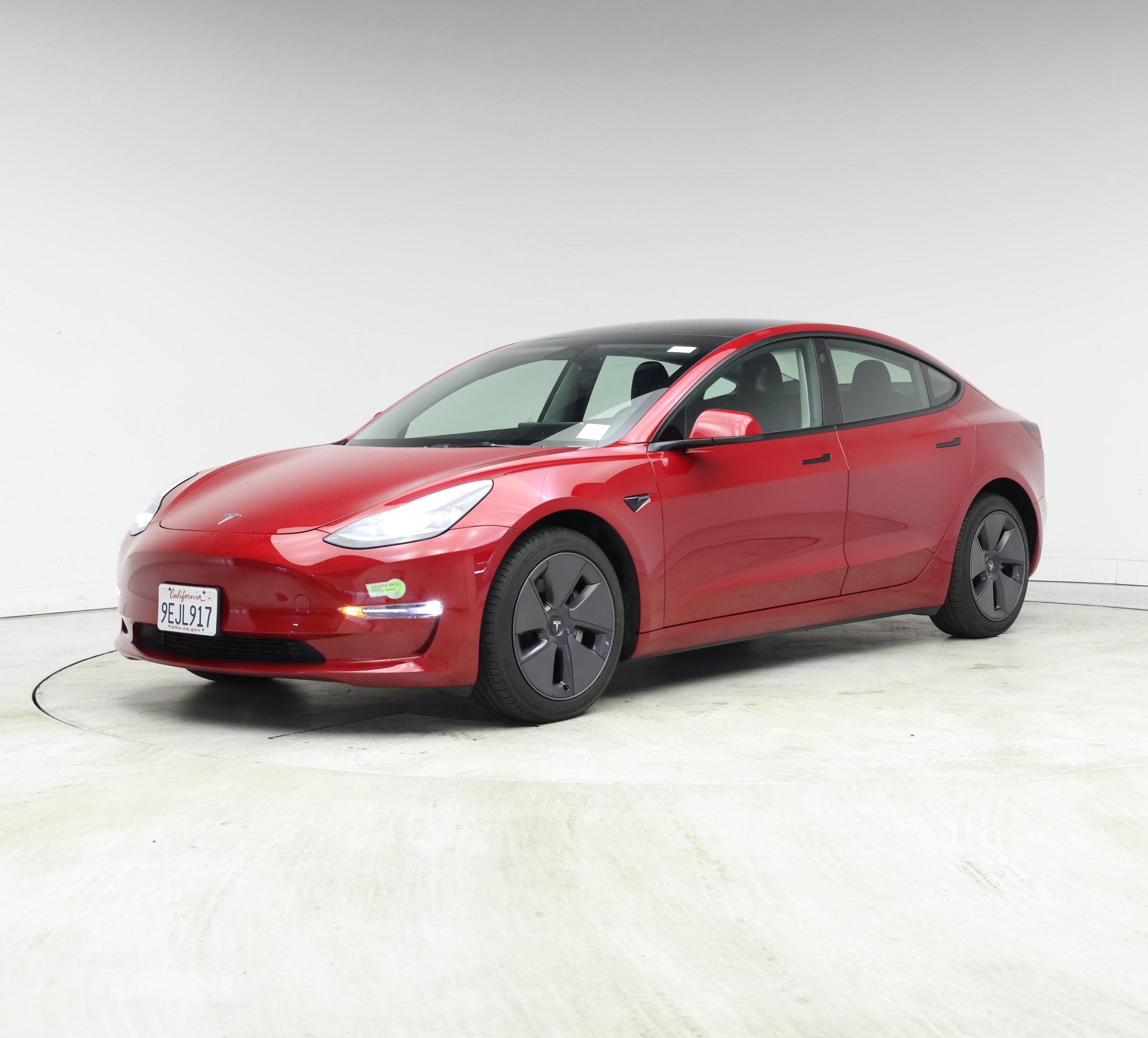 Thumbnail: 2023 Tesla Model 3 - 4