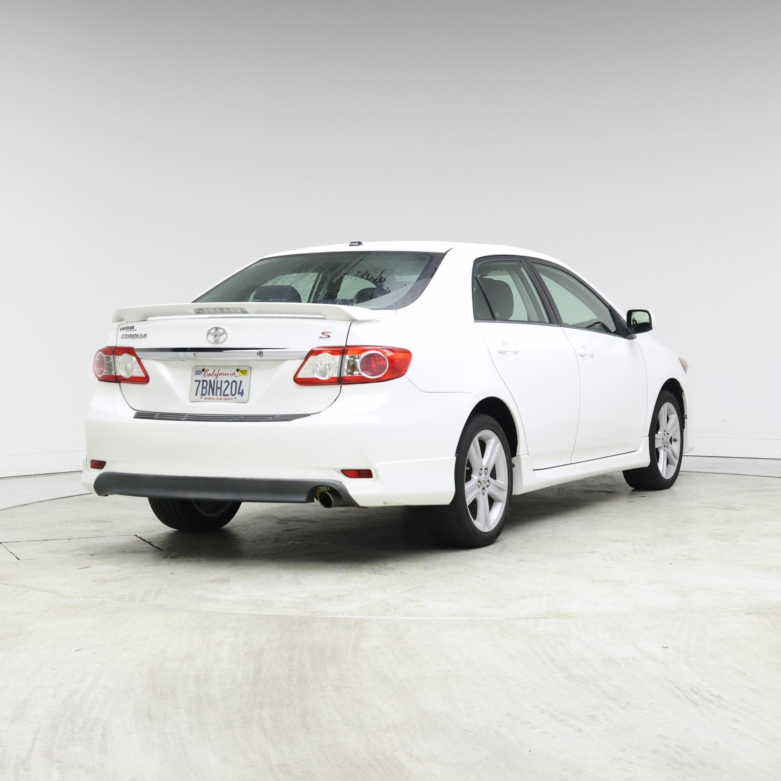 Thumbnail: 2013 Toyota Corolla - 8