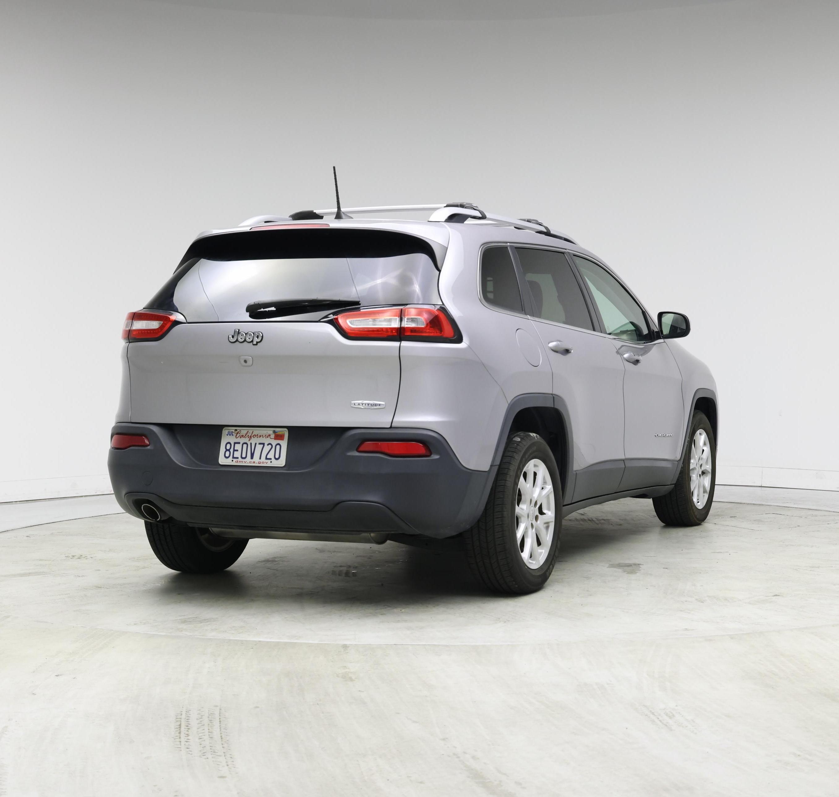 Thumbnail: 2018 Jeep Cherokee - 8