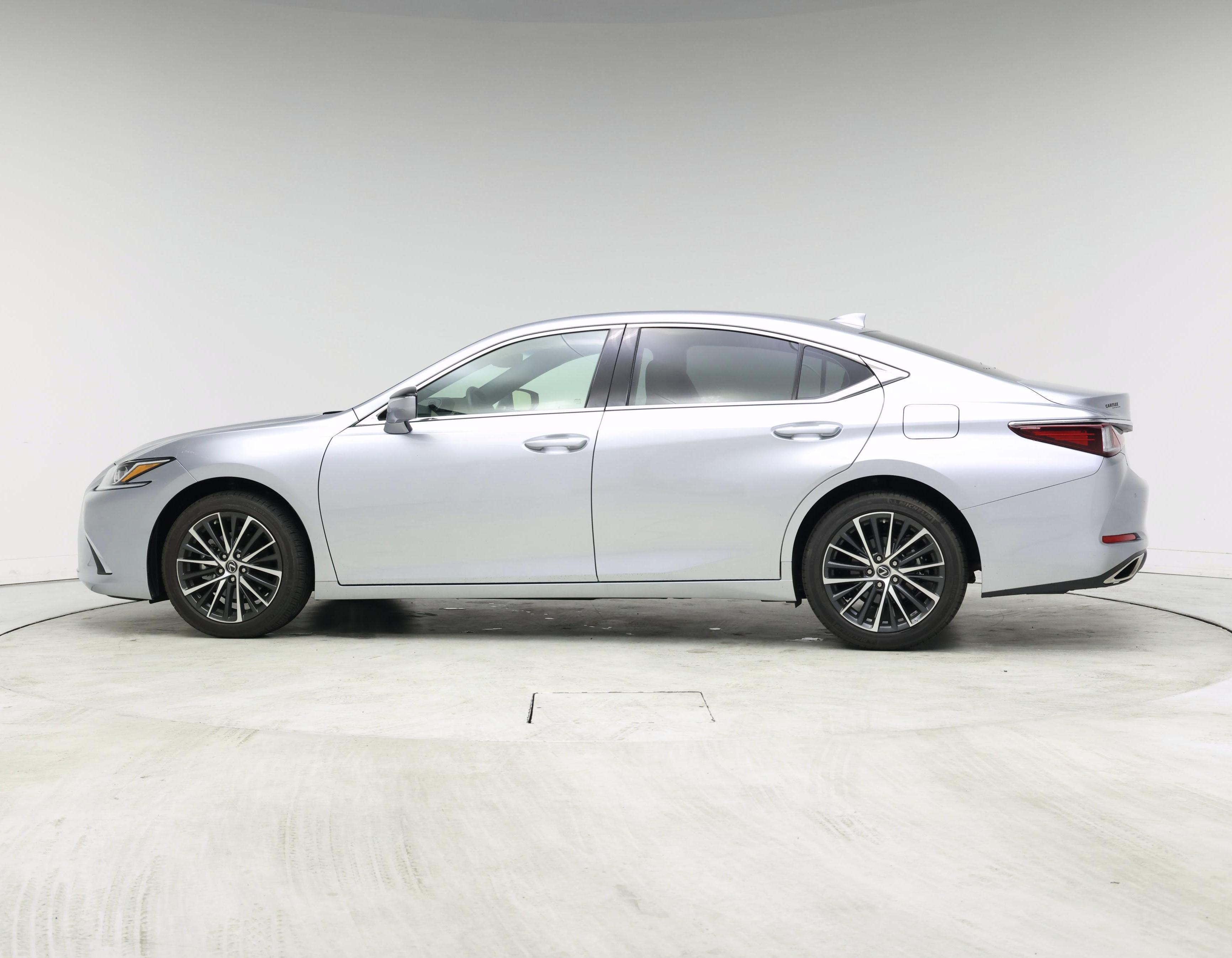 Thumbnail: 2024 Lexus ES - 3