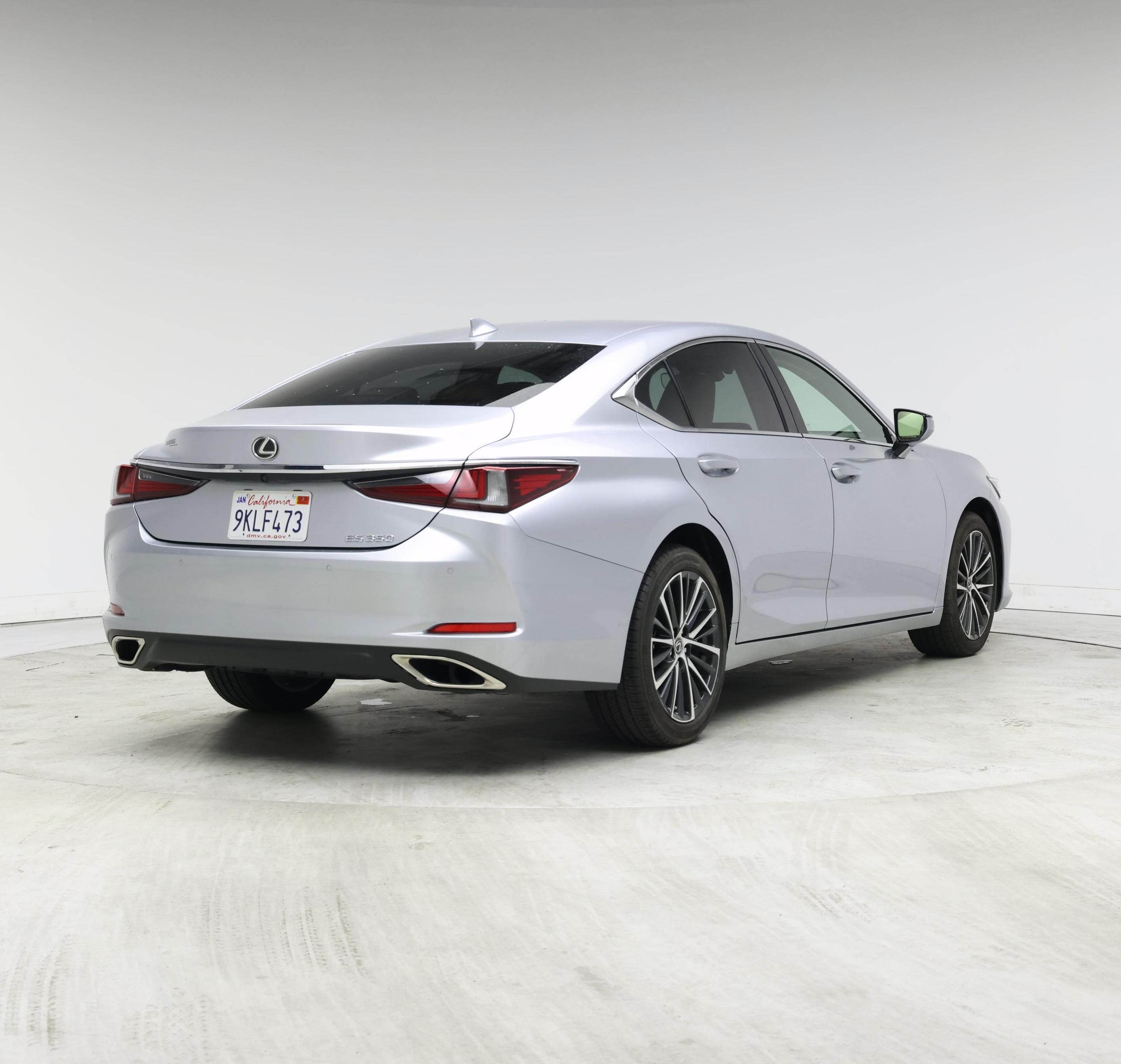 Thumbnail: 2024 Lexus ES - 8