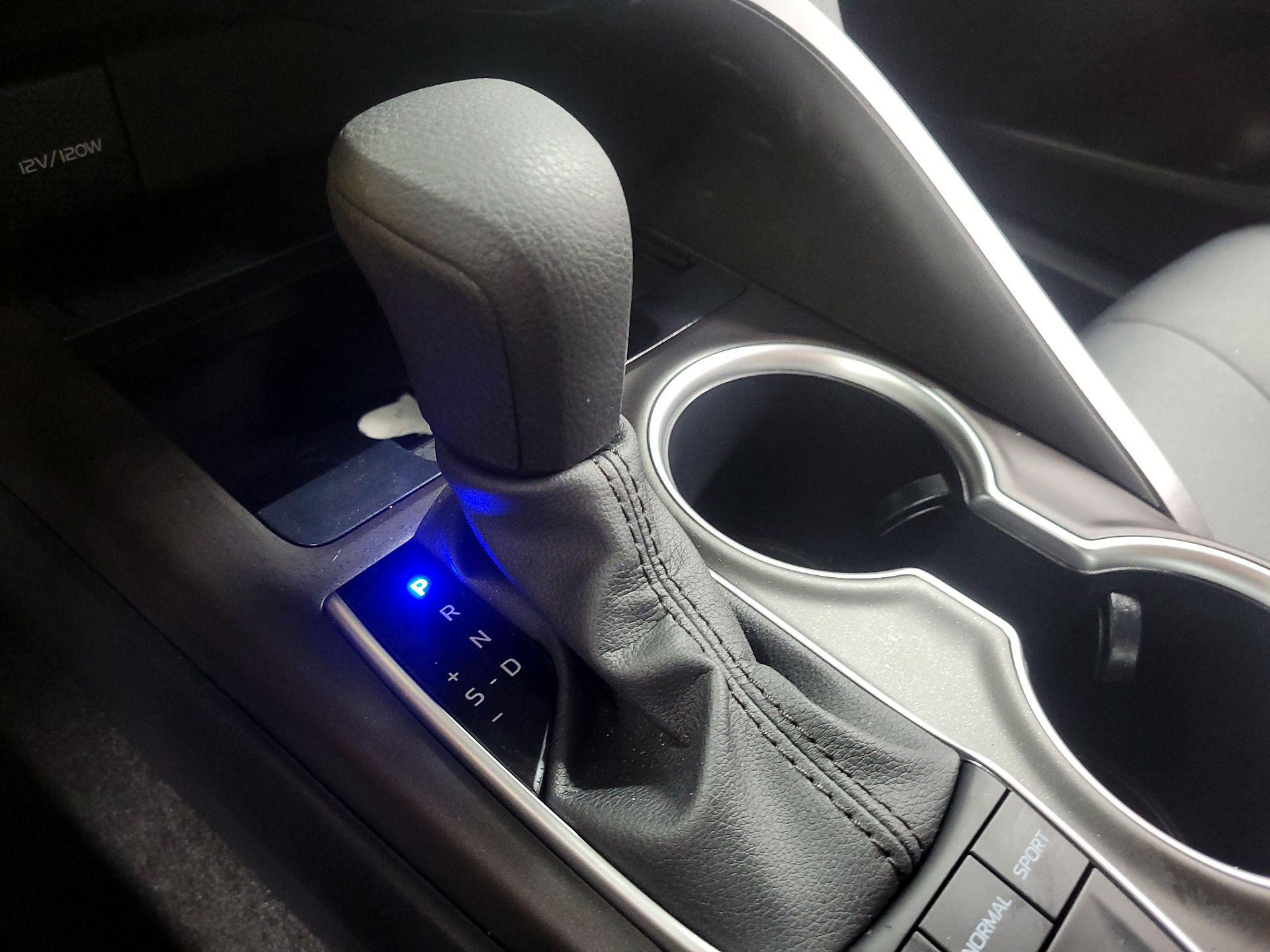 Thumbnail: 2024 Toyota Camry - 17