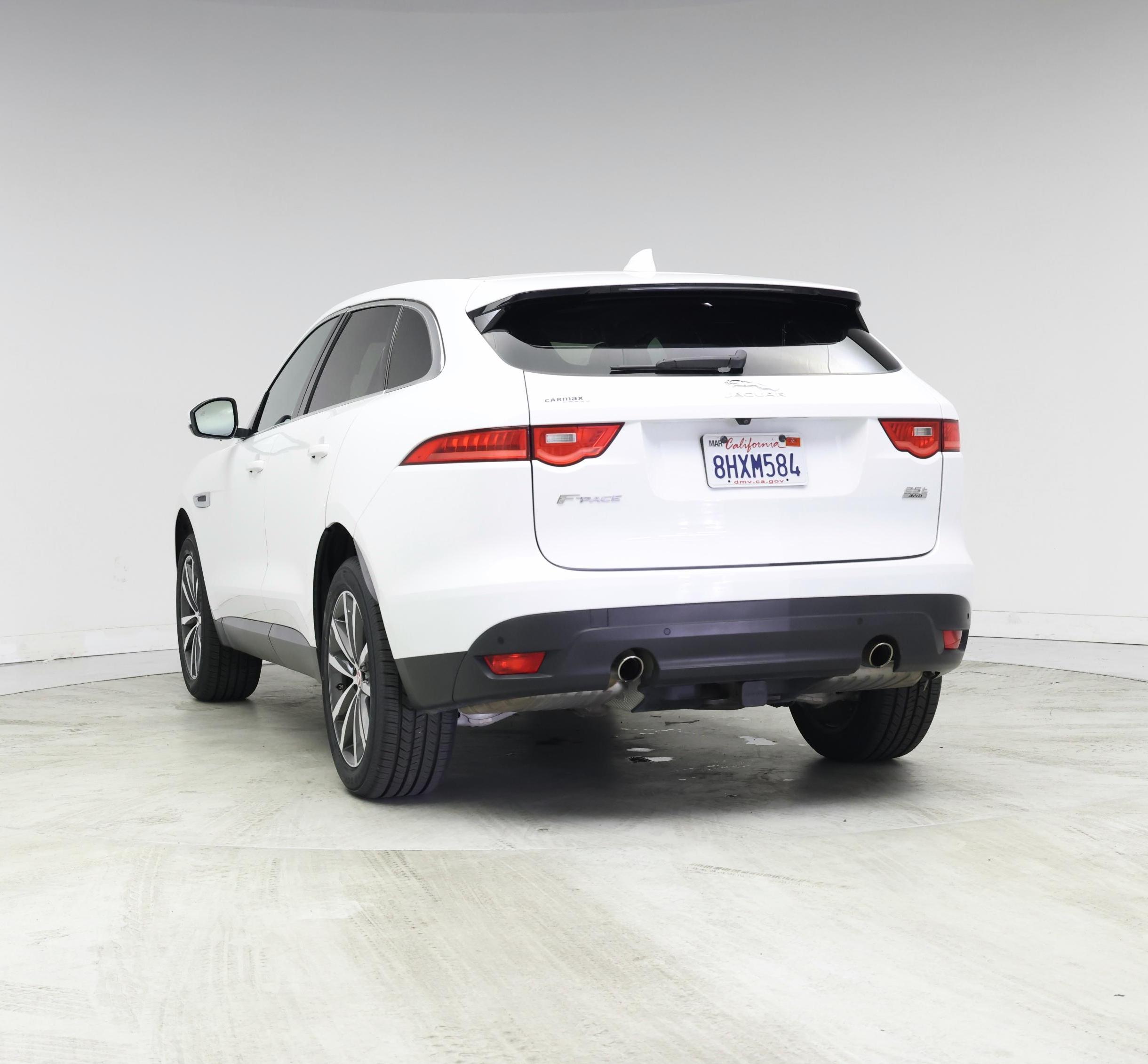 Thumbnail: 2019 Jaguar F-Pace - 2