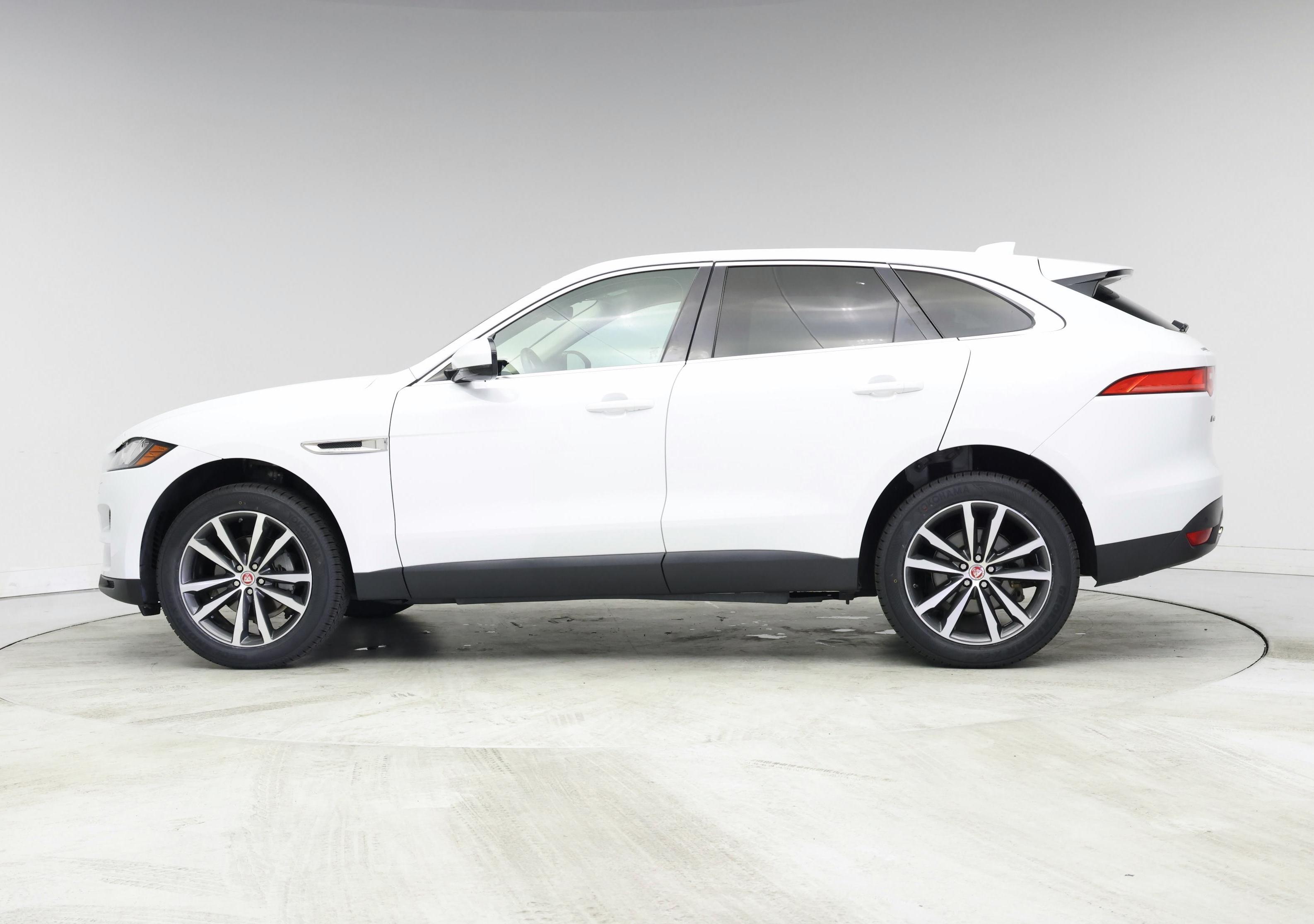 Thumbnail: 2019 Jaguar F-Pace - 3