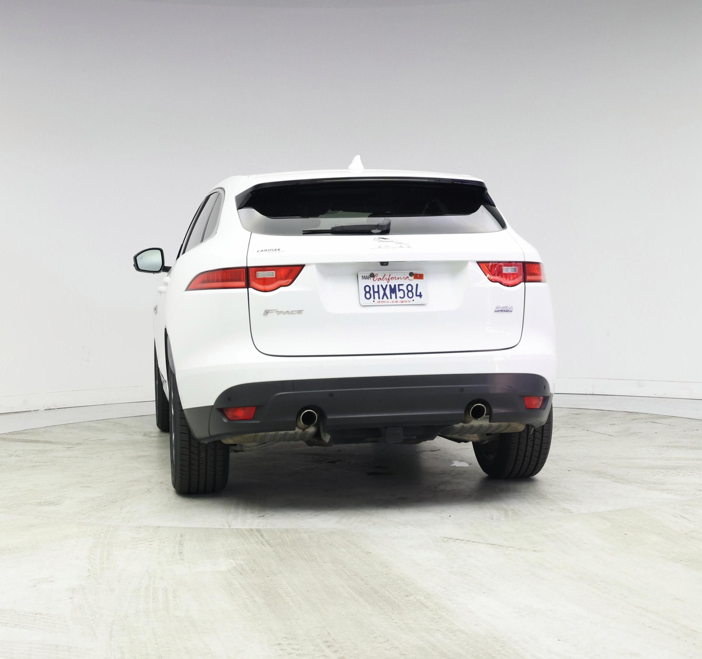 Thumbnail: 2019 Jaguar F-Pace - 6
