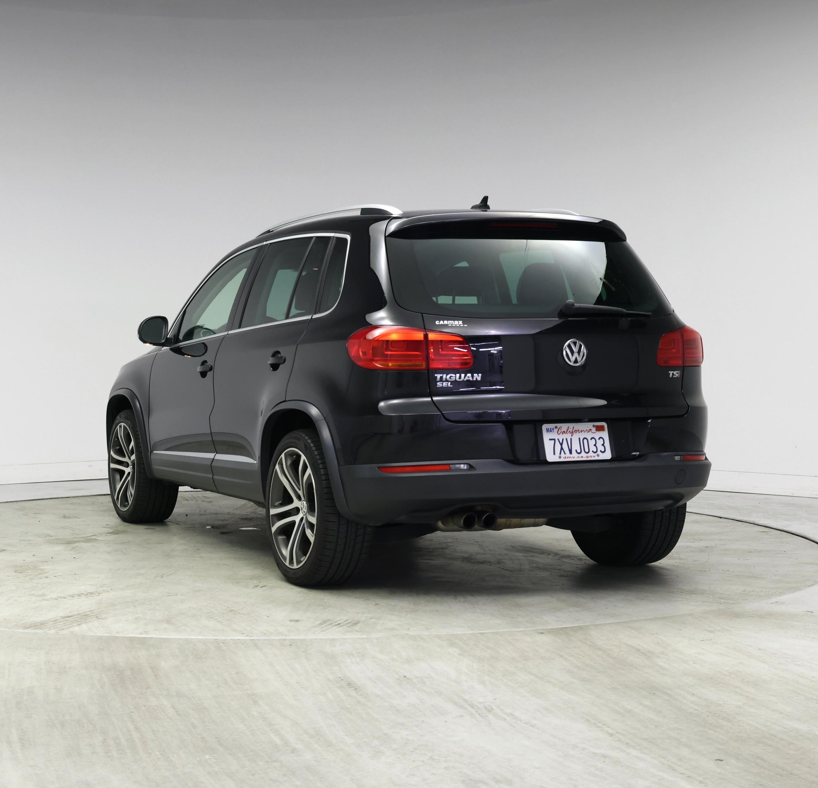 Thumbnail: 2017 Volkswagen Tiguan - 2