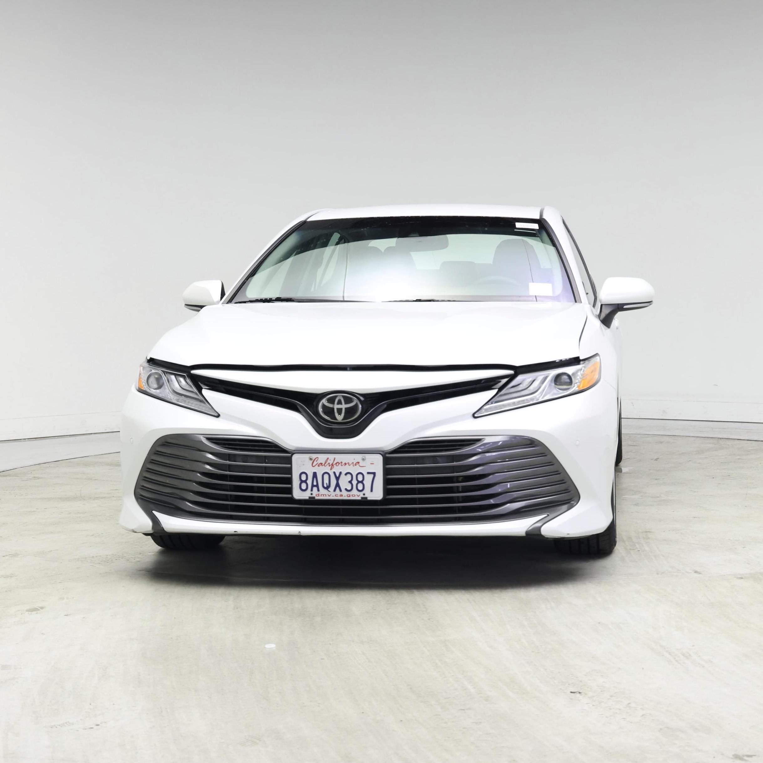 Thumbnail: 2018 Toyota Camry - 5