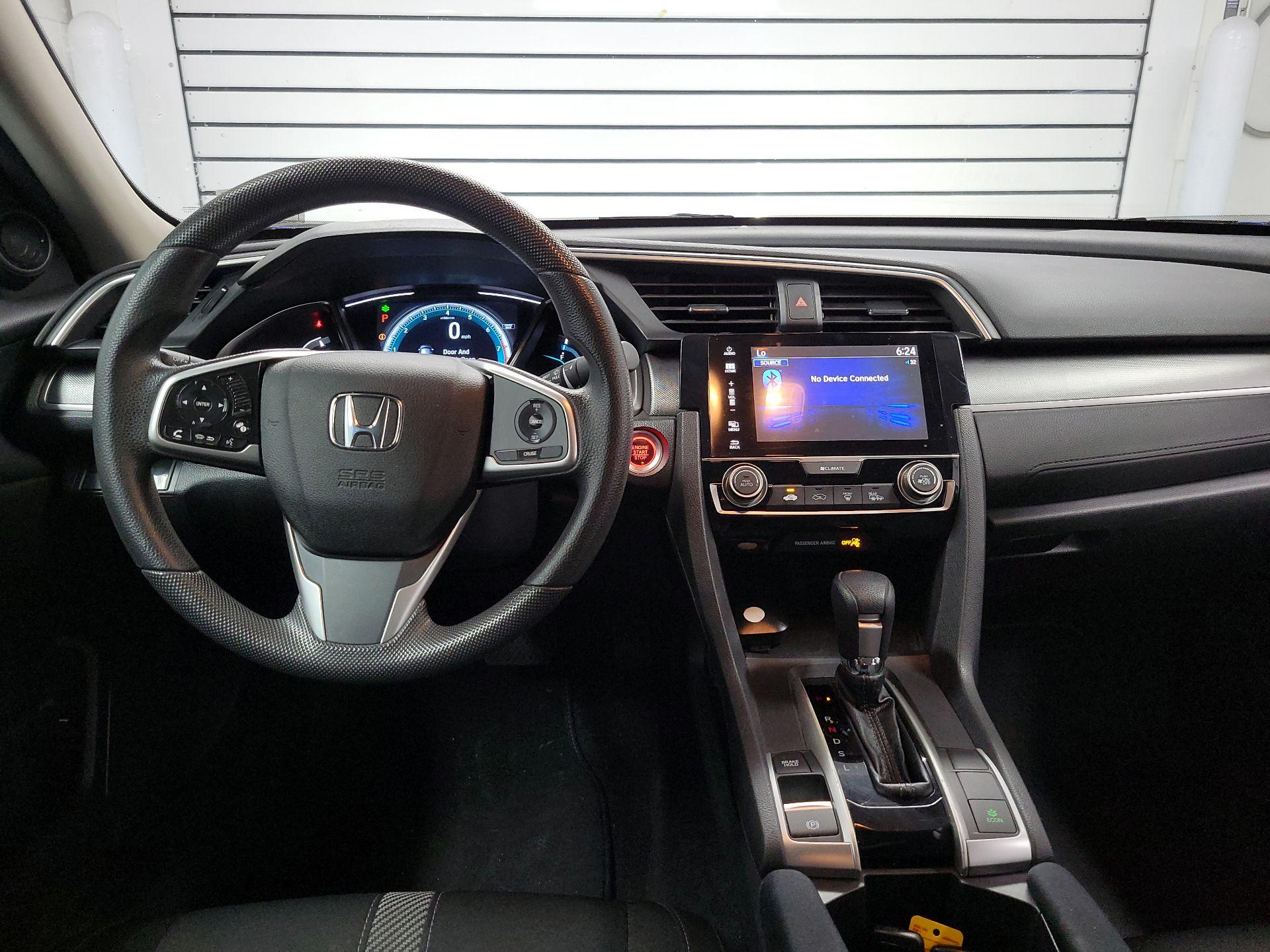 Thumbnail: 2017 Honda Civic - 9
