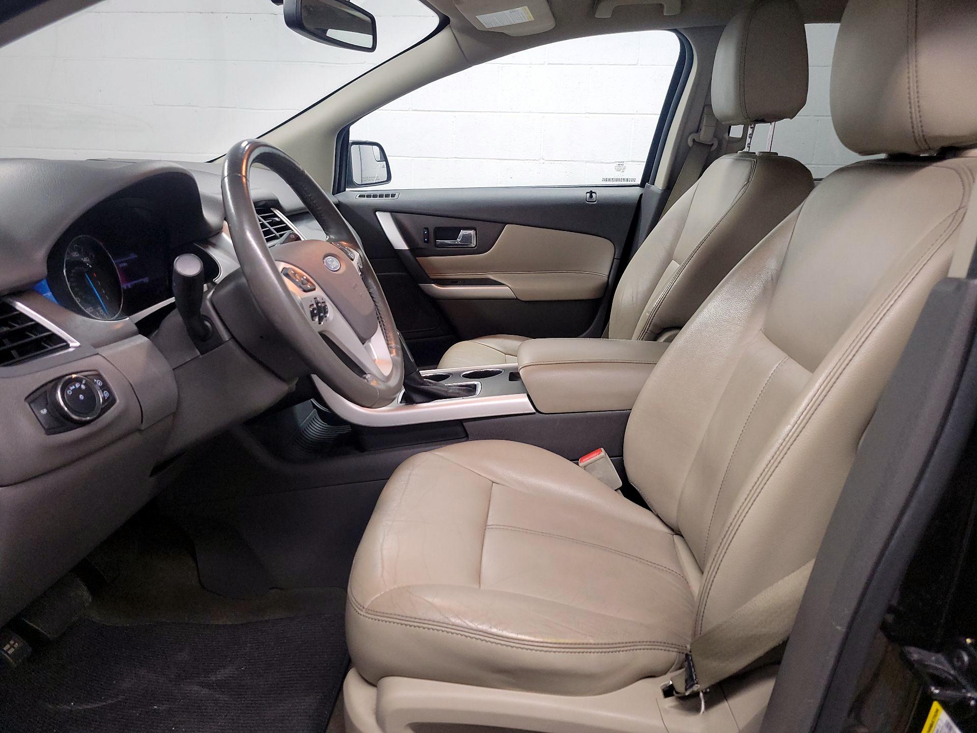 Thumbnail: 2013 Ford Edge - 11