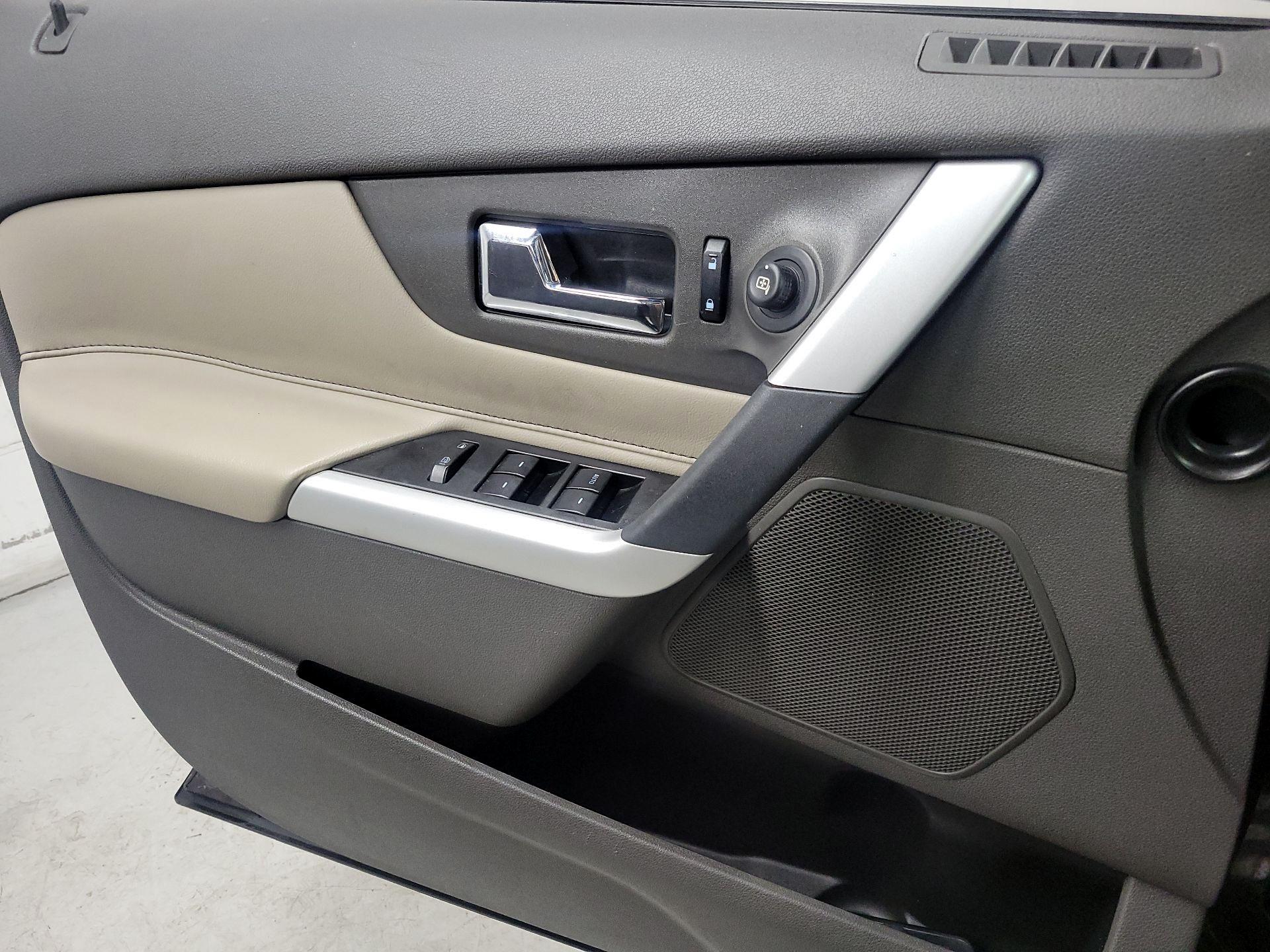 Thumbnail: 2013 Ford Edge - 12