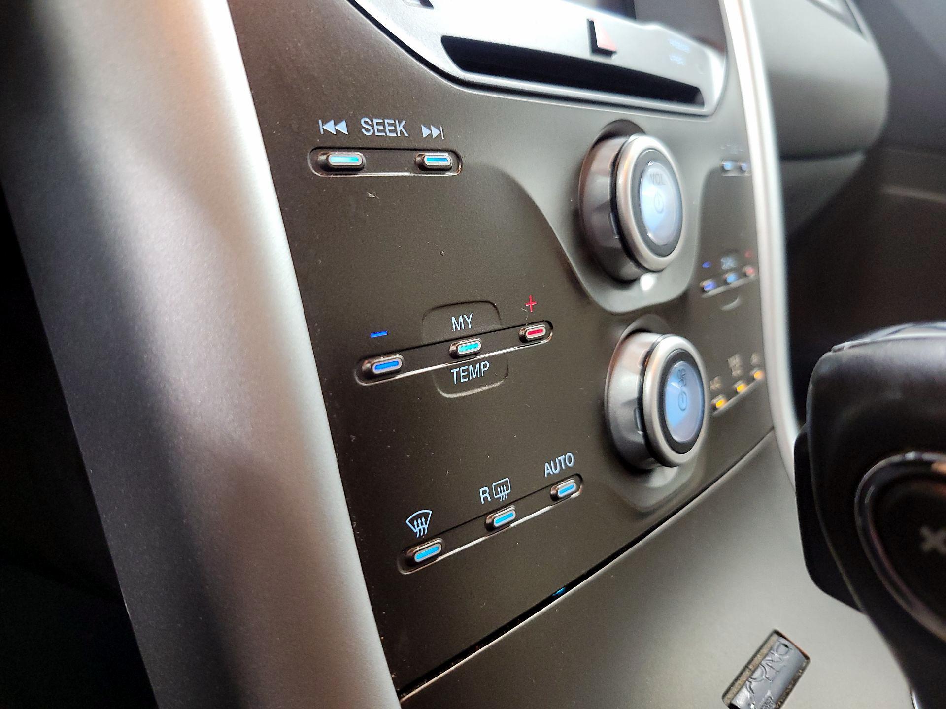 Thumbnail: 2013 Ford Edge - 16