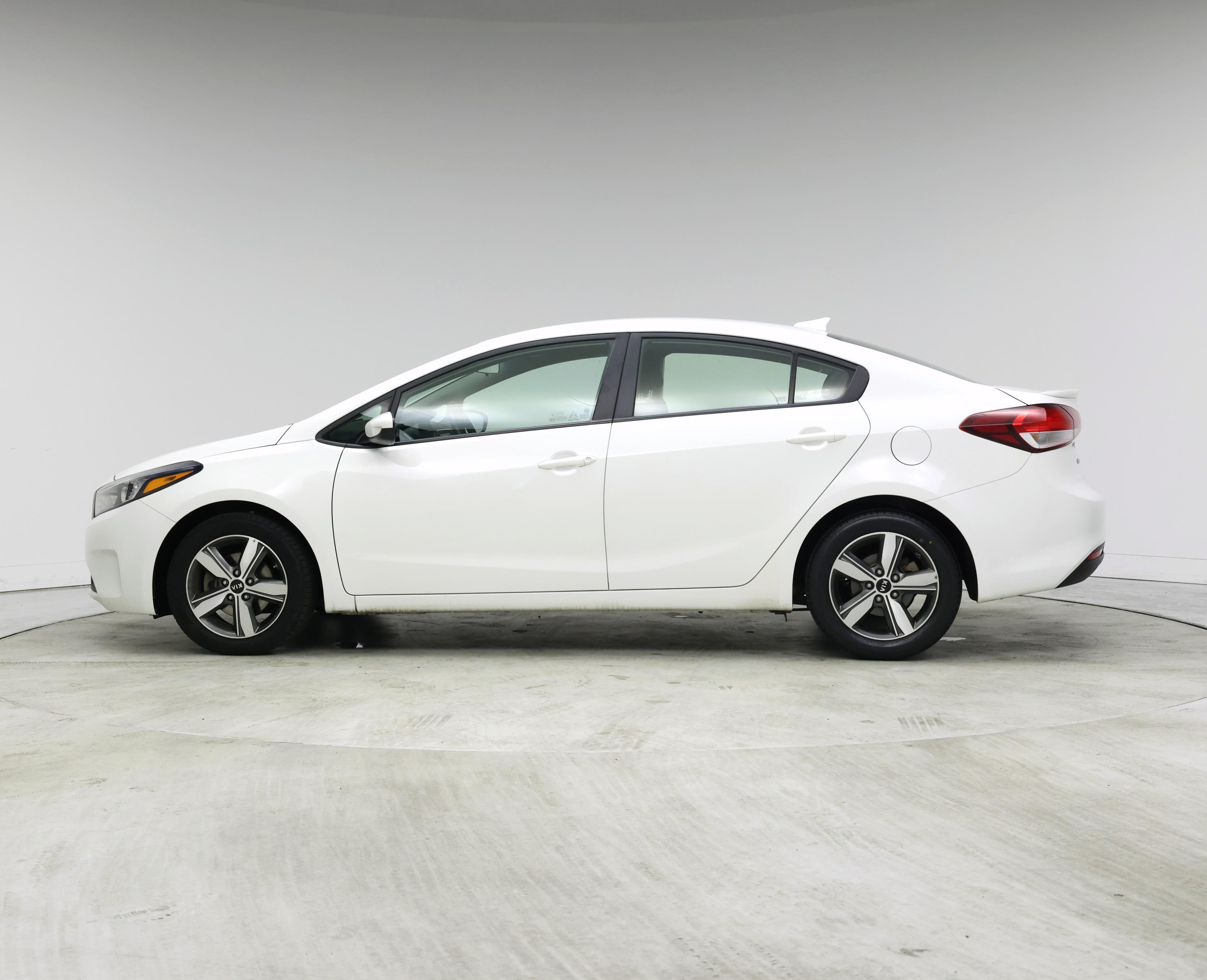 Thumbnail: 2018 Kia Forte - 3