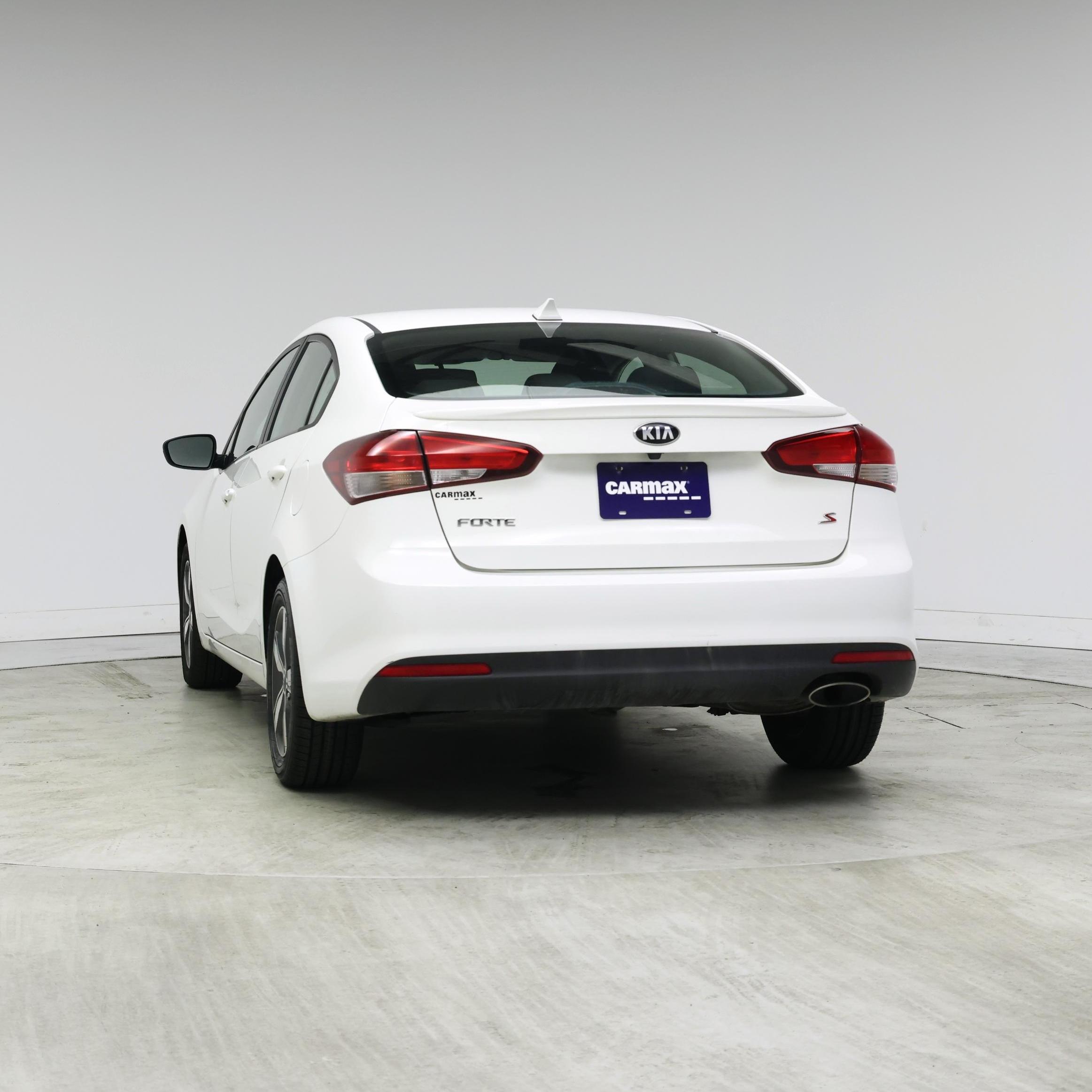 Thumbnail: 2018 Kia Forte - 6