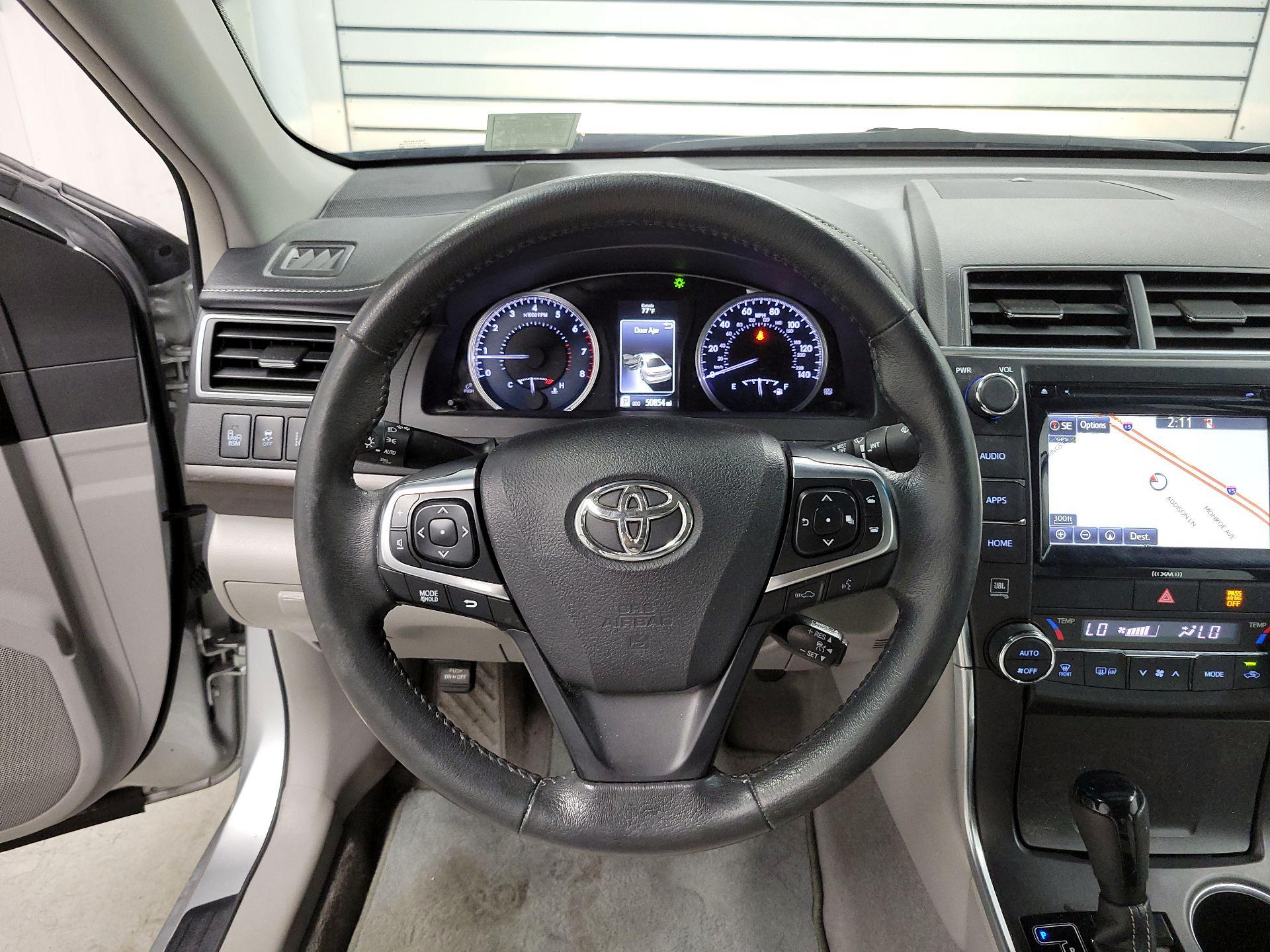 Thumbnail: 2017 Toyota Camry - 10