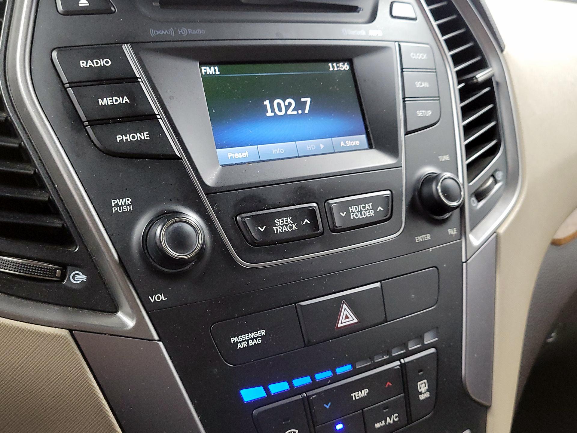Thumbnail: 2014 Hyundai Santa Fe - 15