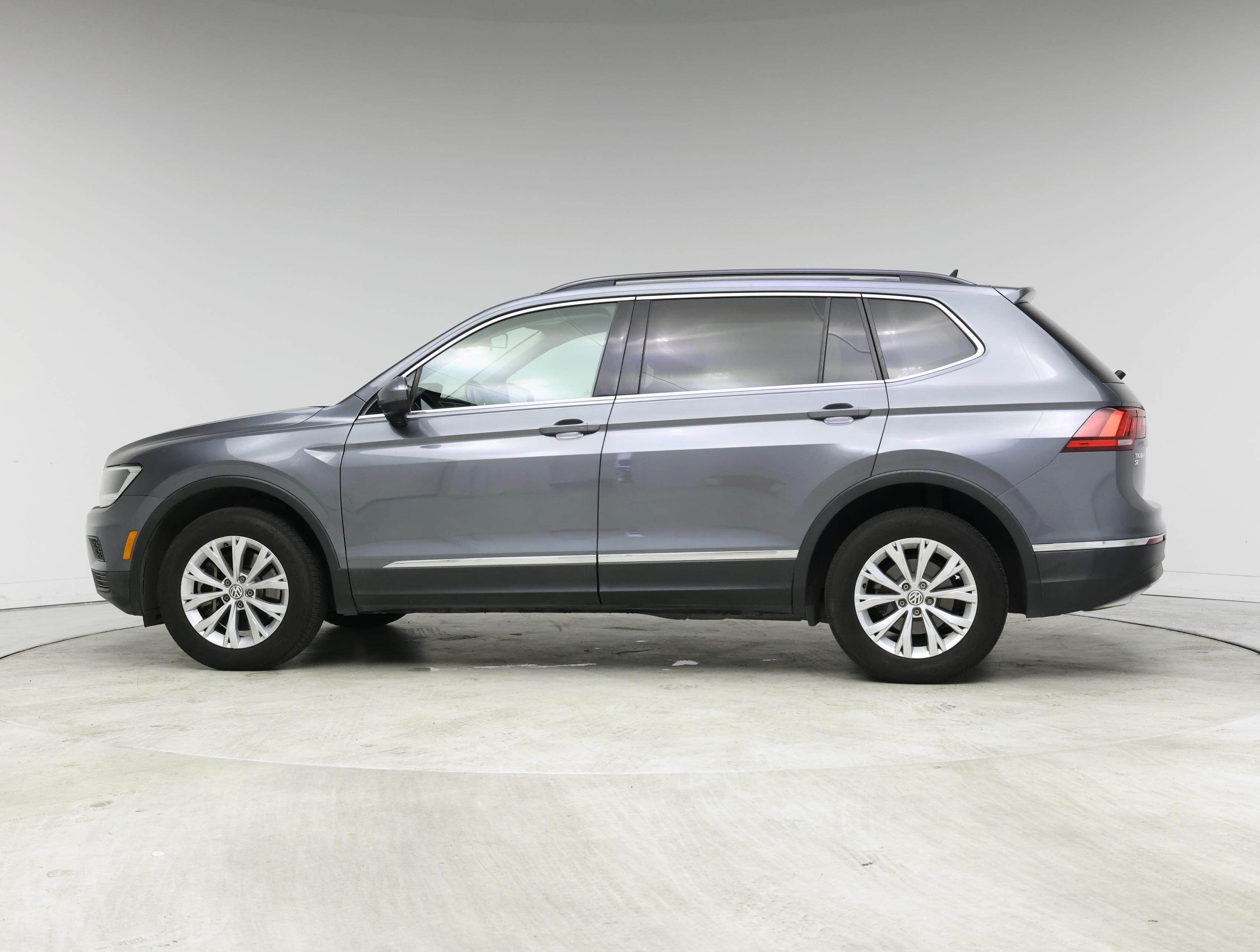 Thumbnail: 2018 Volkswagen Tiguan - 3