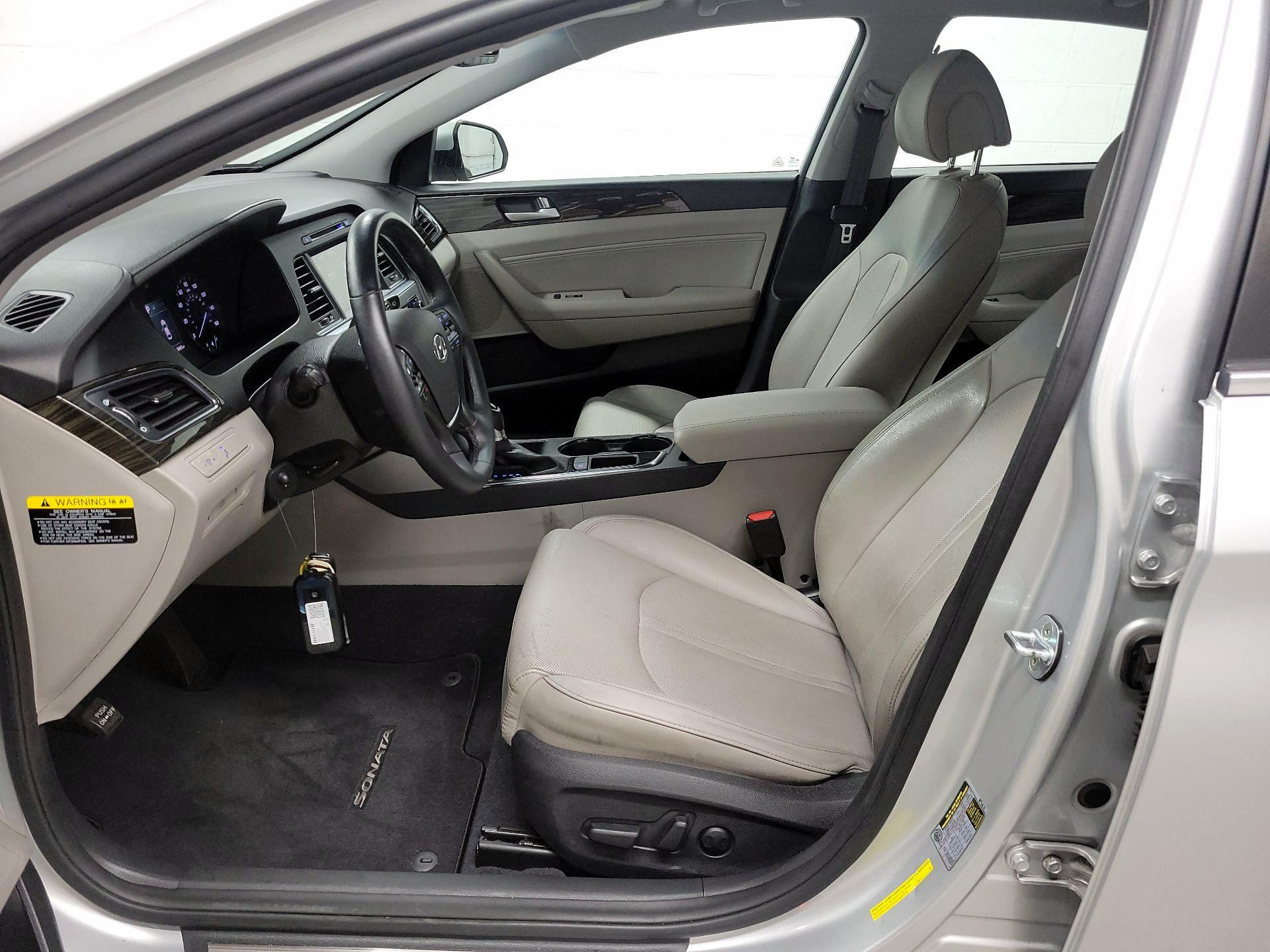 Thumbnail: 2017 Hyundai Sonata - 11